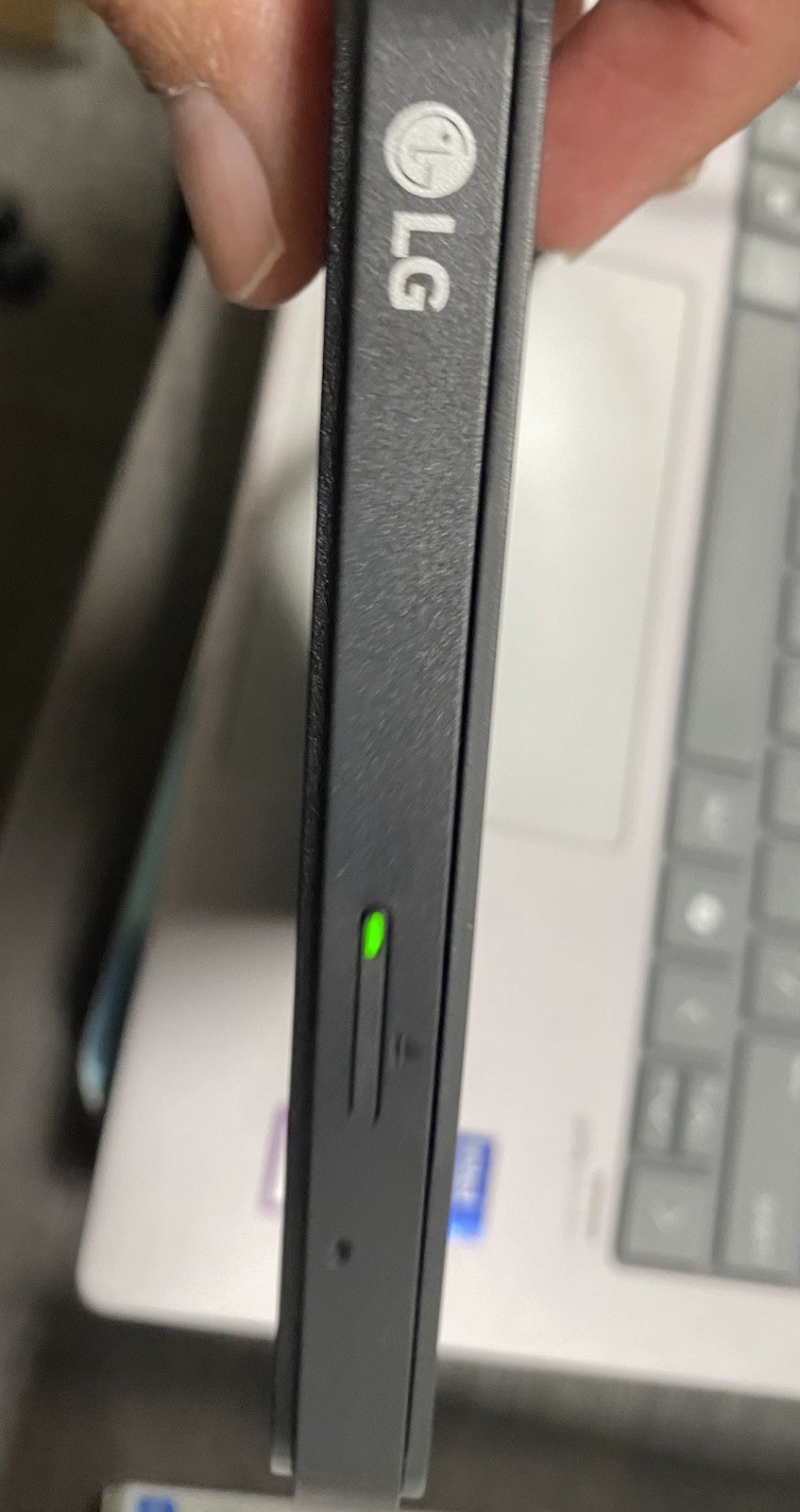 LG SP80NB80 Ultra Slim Portable DVD Writer USB External Mac Windows Open Box