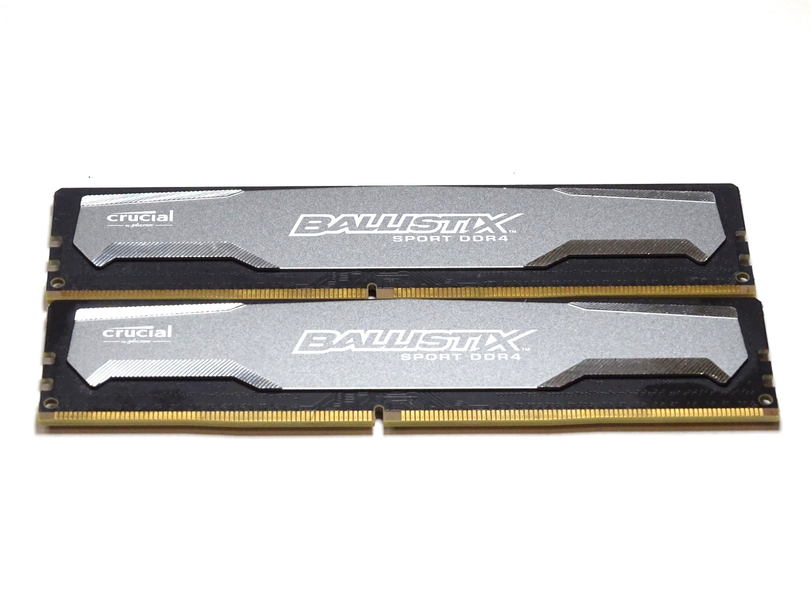 Crucial Ballistix Sport AT 4GB DDR4-2400 PC4-19200 Desktop RAM BLS4G4D240FSA
