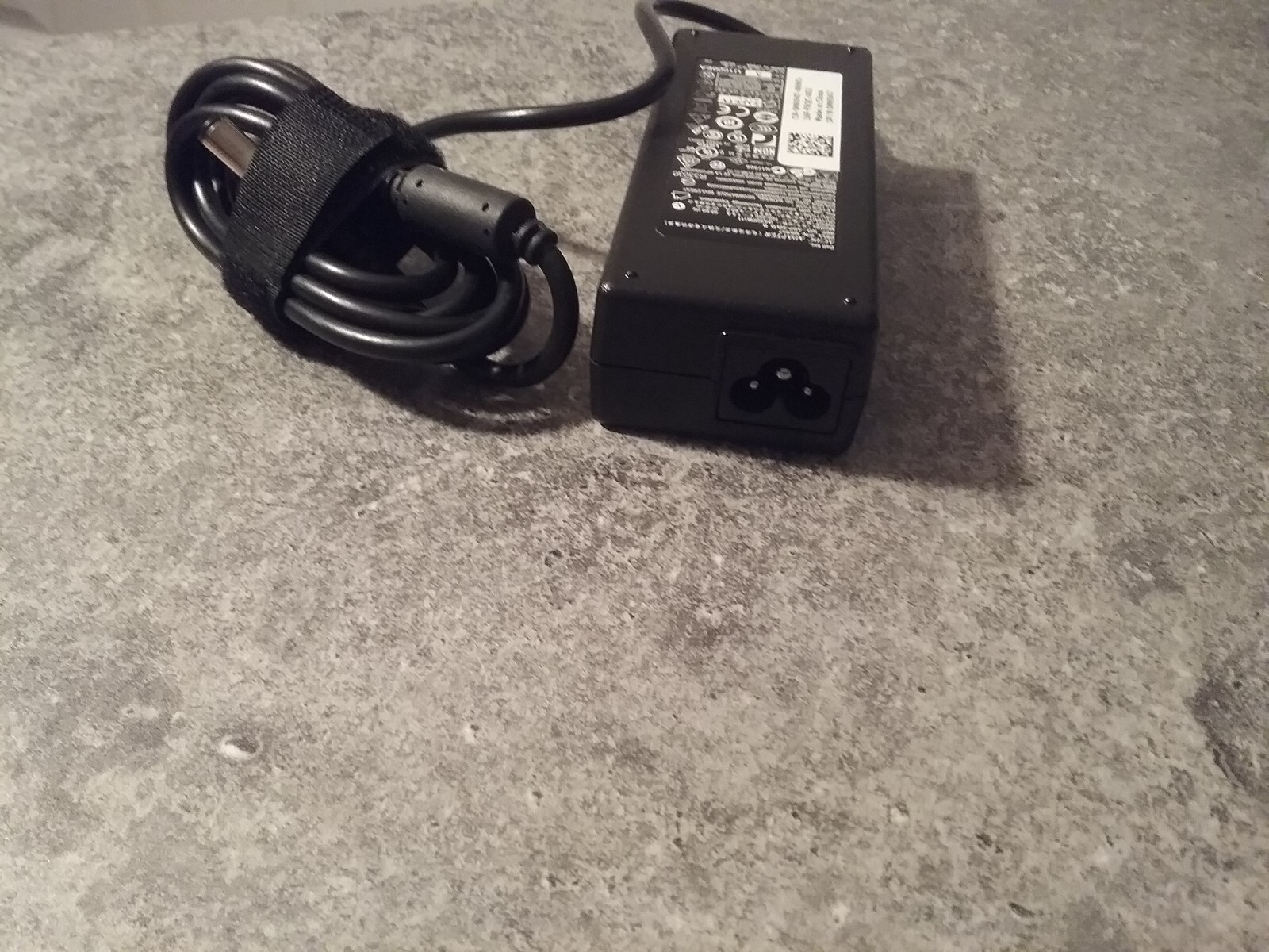 Dell Inc AC/DC ADAPTER Model DA90PM111 P/N MK947 19.5V DC 4.62A Tested