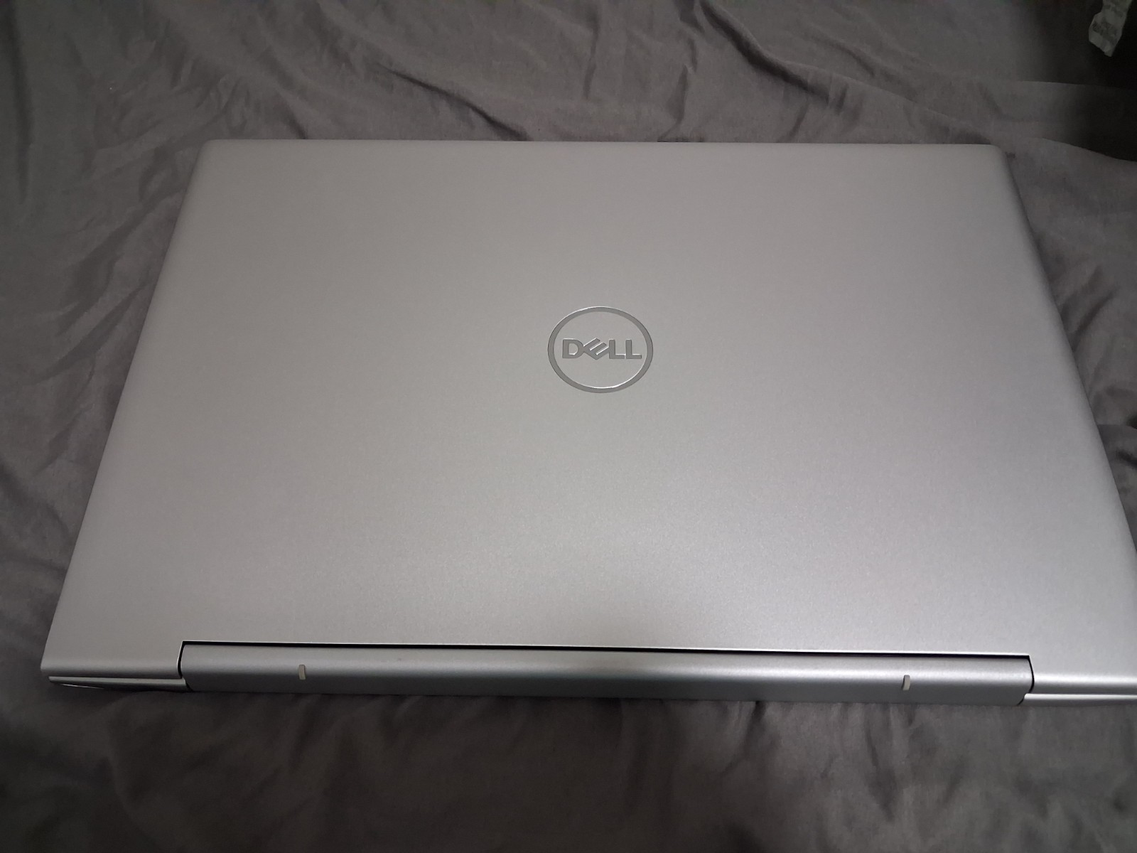 Dell Inspiron 7791 2-in-1 17″ FHD I7-10510U 512GB SSD 16GB RAM W11 Edu MX250 2GB