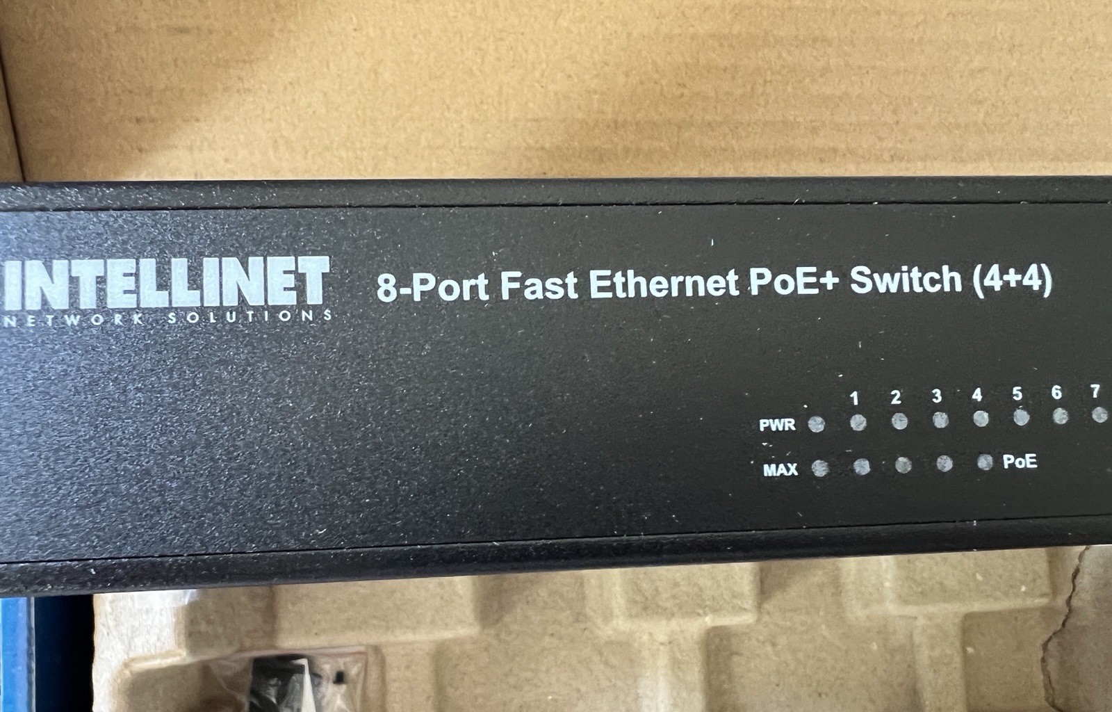 Intellinet 8-Port PoE+ Switch 561075 Fast Ethernet 4+4 New Open Box Complete