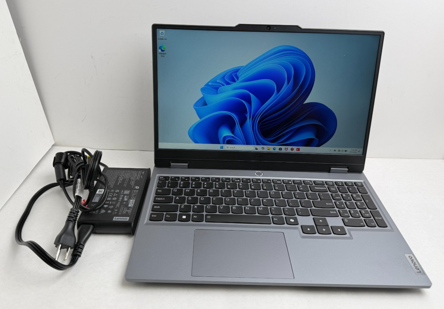 Lenovo LOQ 15ARP9 15.6in 144Hz Ryzen 5 16GB RTX 4050 512GB Gaming Laptop