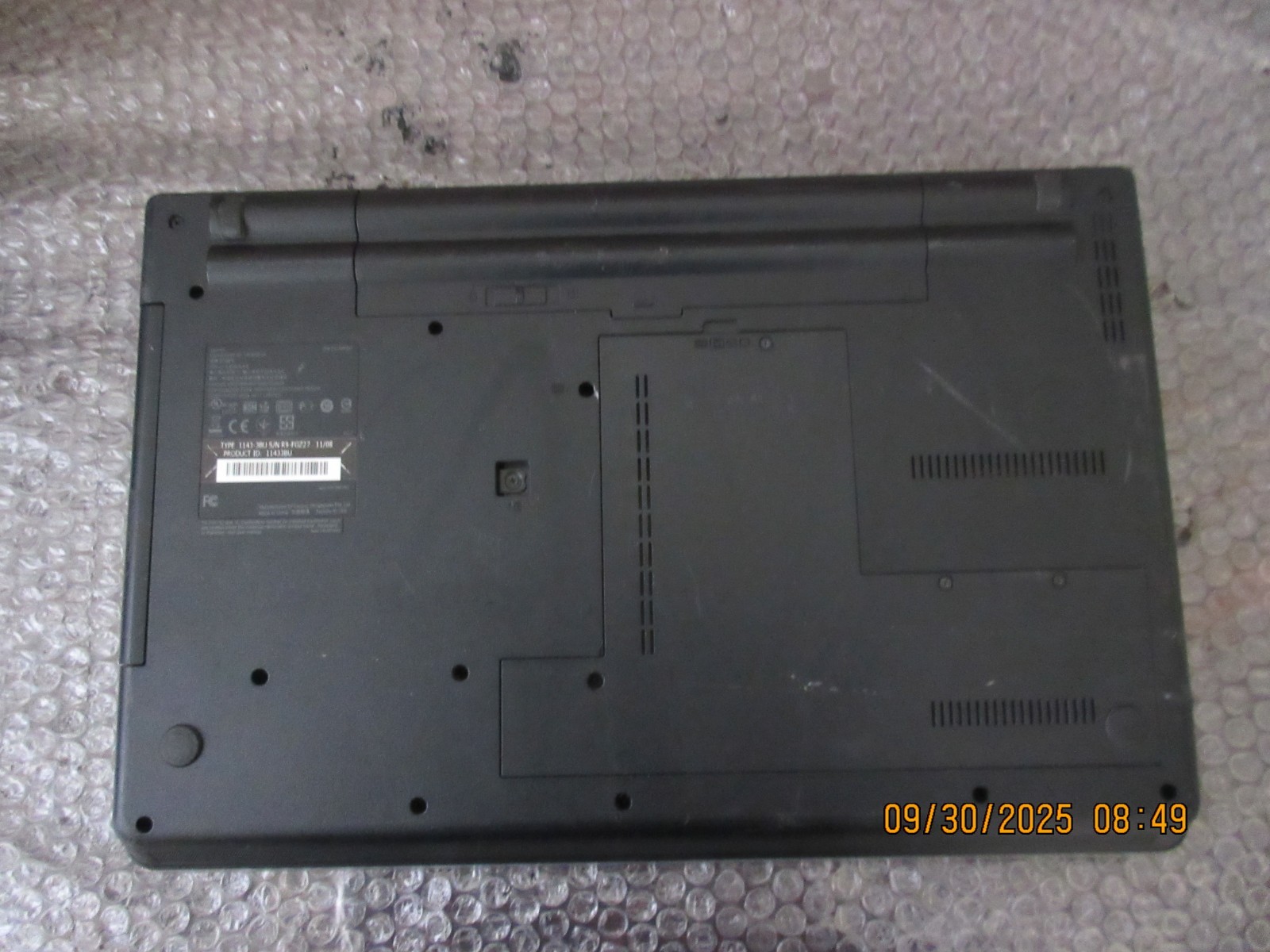 Lenovo Thinkpad E520 15.6″ Laptop Intel i3-2310M 2.3GHz 8GB RAM NO HDD/OS *READ*