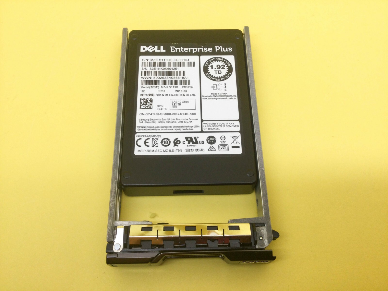 Y4TH9 Dell Compellent 1.92TB SAS 12Gbps Read Intensive 2.5” SSD MZ-ILS1T9B