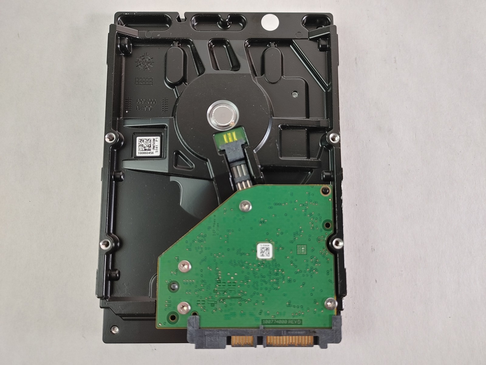 Seagate ST500DM009 BarraCuda 500 GB 3.5″ SATA III Desktop Hard Drive
