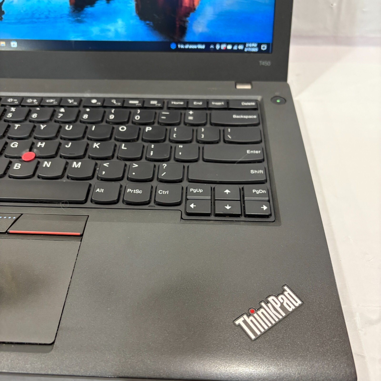 Lenovo ThinkPad T450 14in Laptop, Core i5-5300U 2.3GHz, 8GB Ram, 250GB Win 10