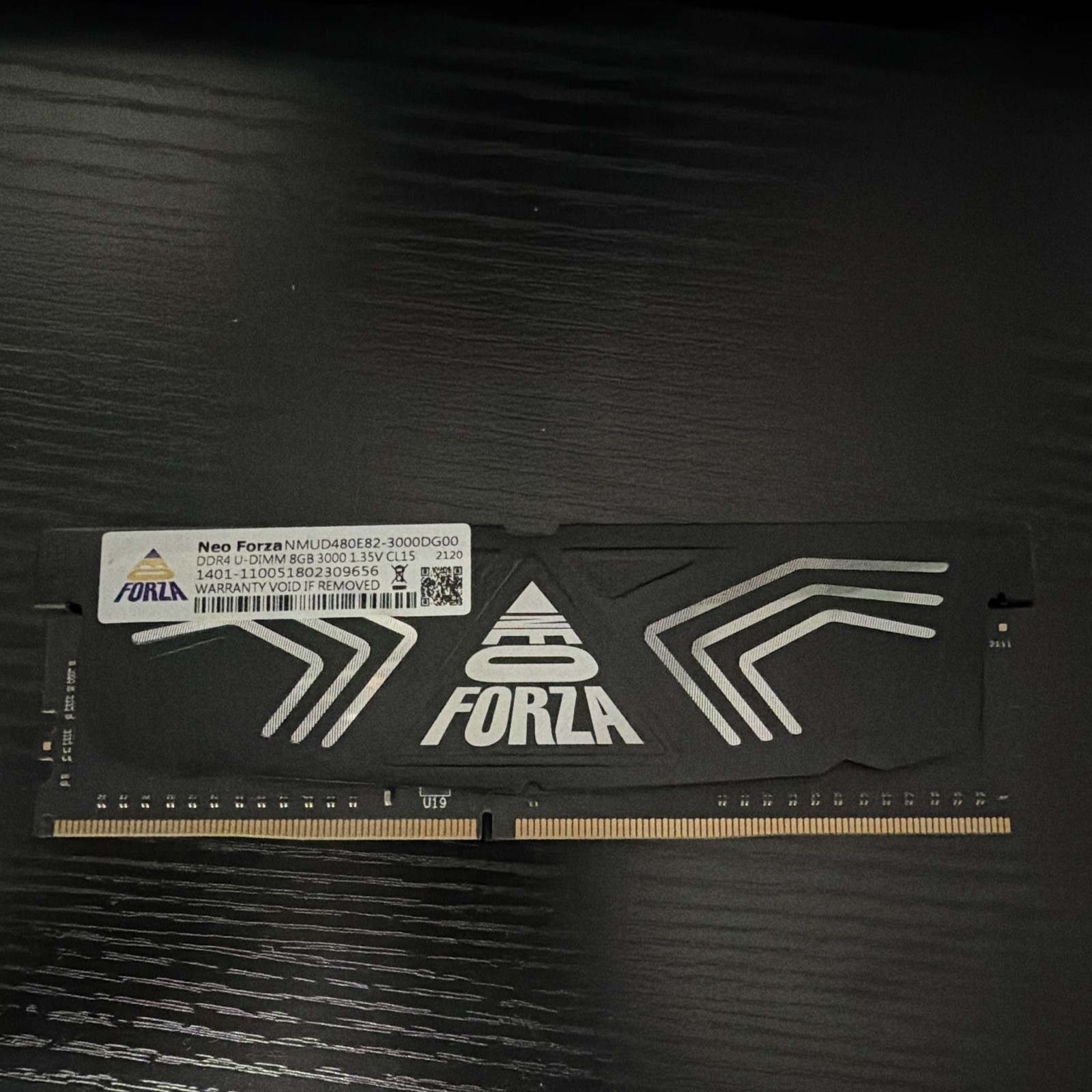Neo Forza 8GB DDR4-3000 PC4-24000 288-Pin UDIMM Non-ECC RAM NMUD480E82