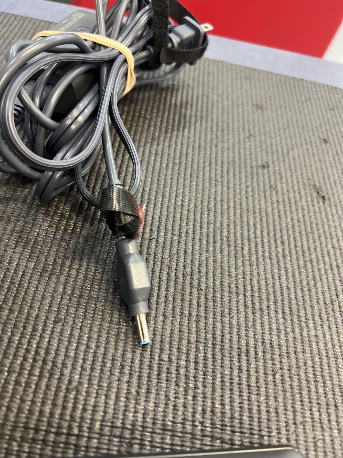 Dell Pro 14 Essential PV14255