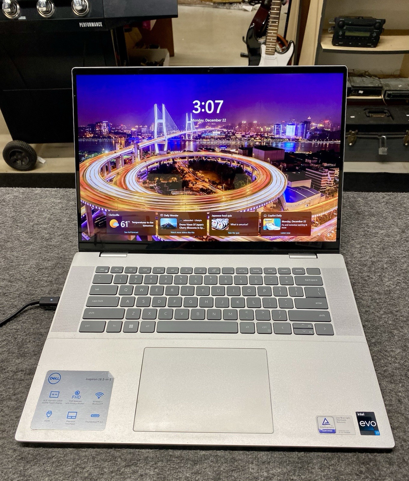 Dell Inspiron 7630 (2-in-1) 16 FHD+ TOUCH 2.2GHz i7-1360P 16GB 256SSD Excellent