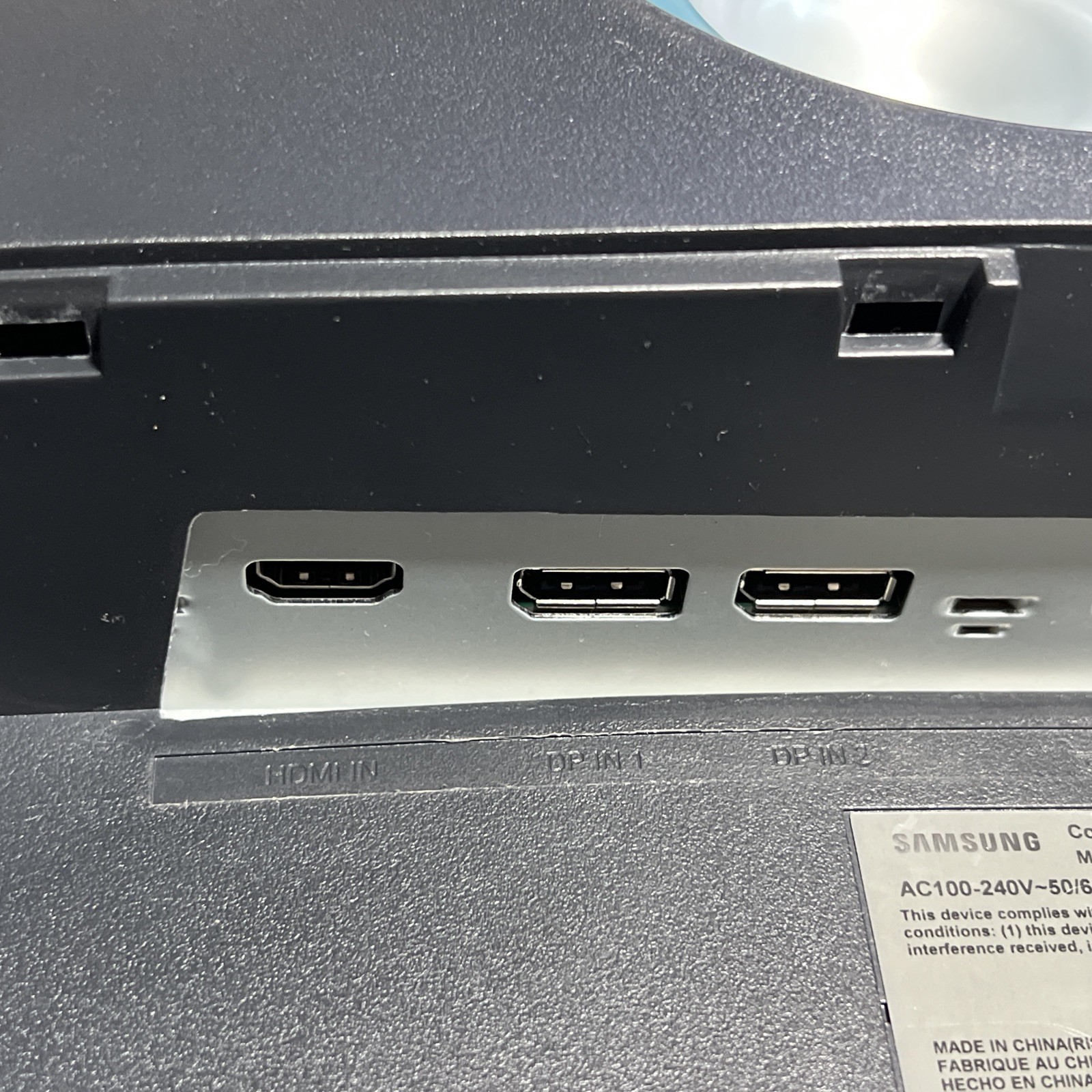 Samsung Odyssey C49RG90SSN 49″ DQHD 120Hz Curved Monitor – For Parts