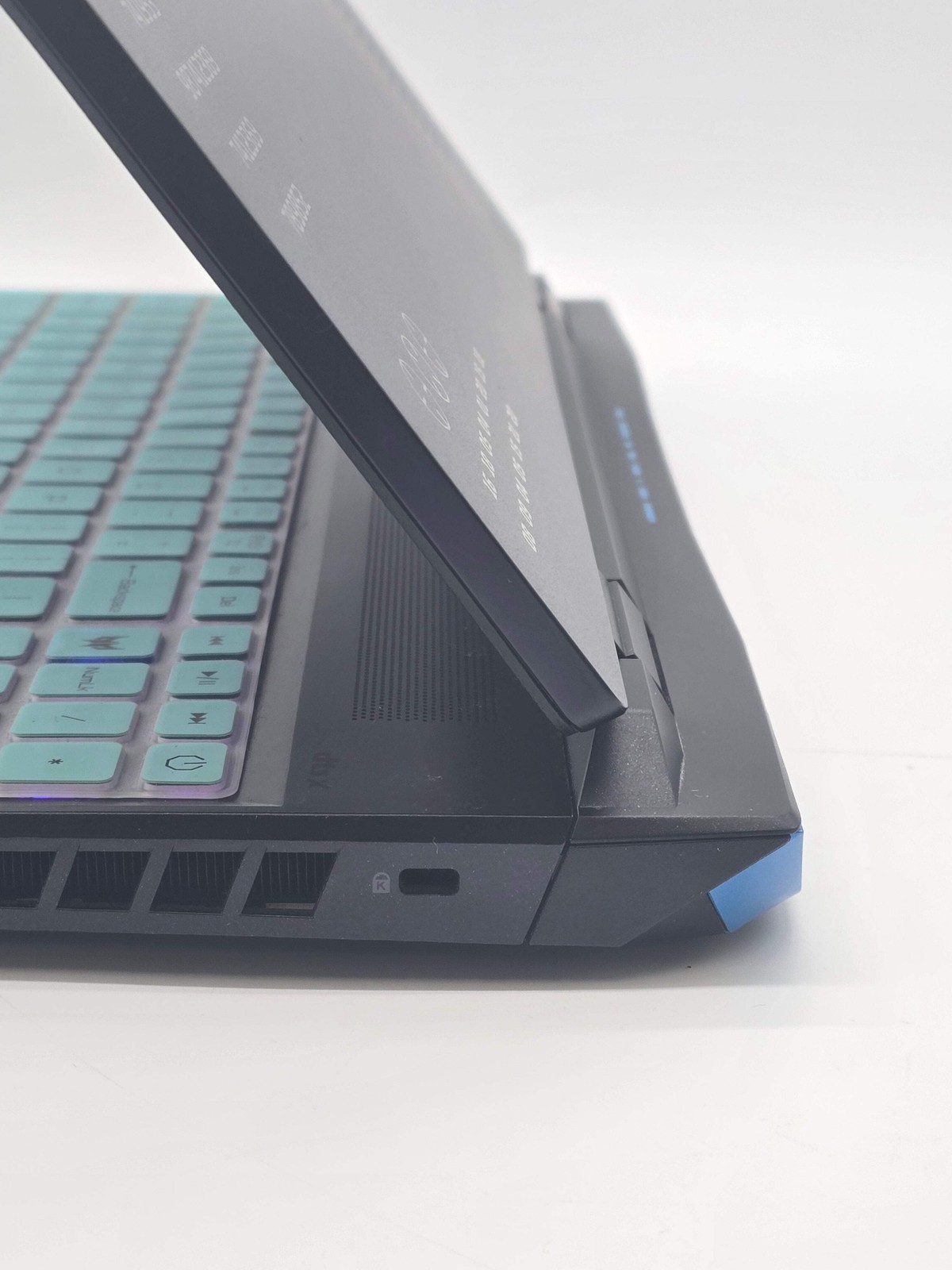 Acer Predator Helios Neo 16 Laptop i7-13650HX 16GB 1TB RTX 4060 w/ Charger