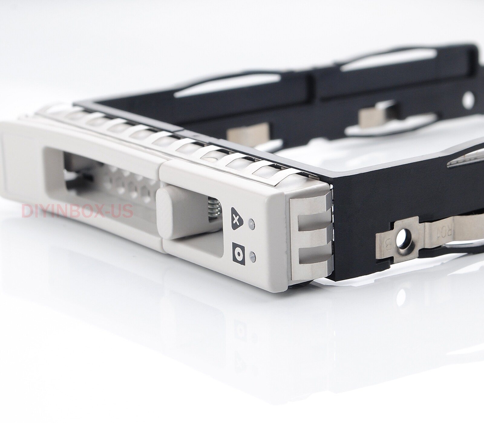 Lot SAS SATA 2.5″ HDD Tray for Cisco UCS C220 C240 C480 ML C4200 M5 74-113290-01