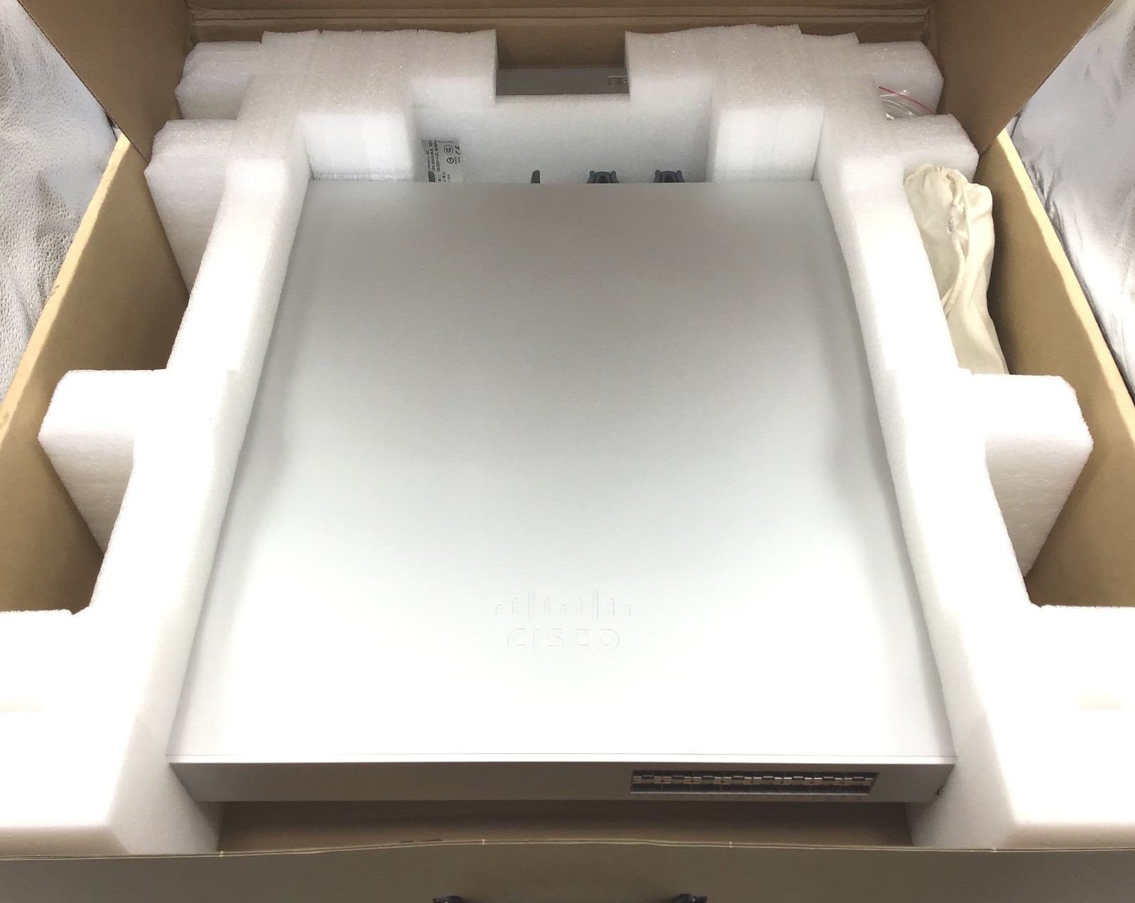 Cisco Meraki MS410-16-HW 16x Gige SFP Cloud Managed Network Switch UNCLAIMED New