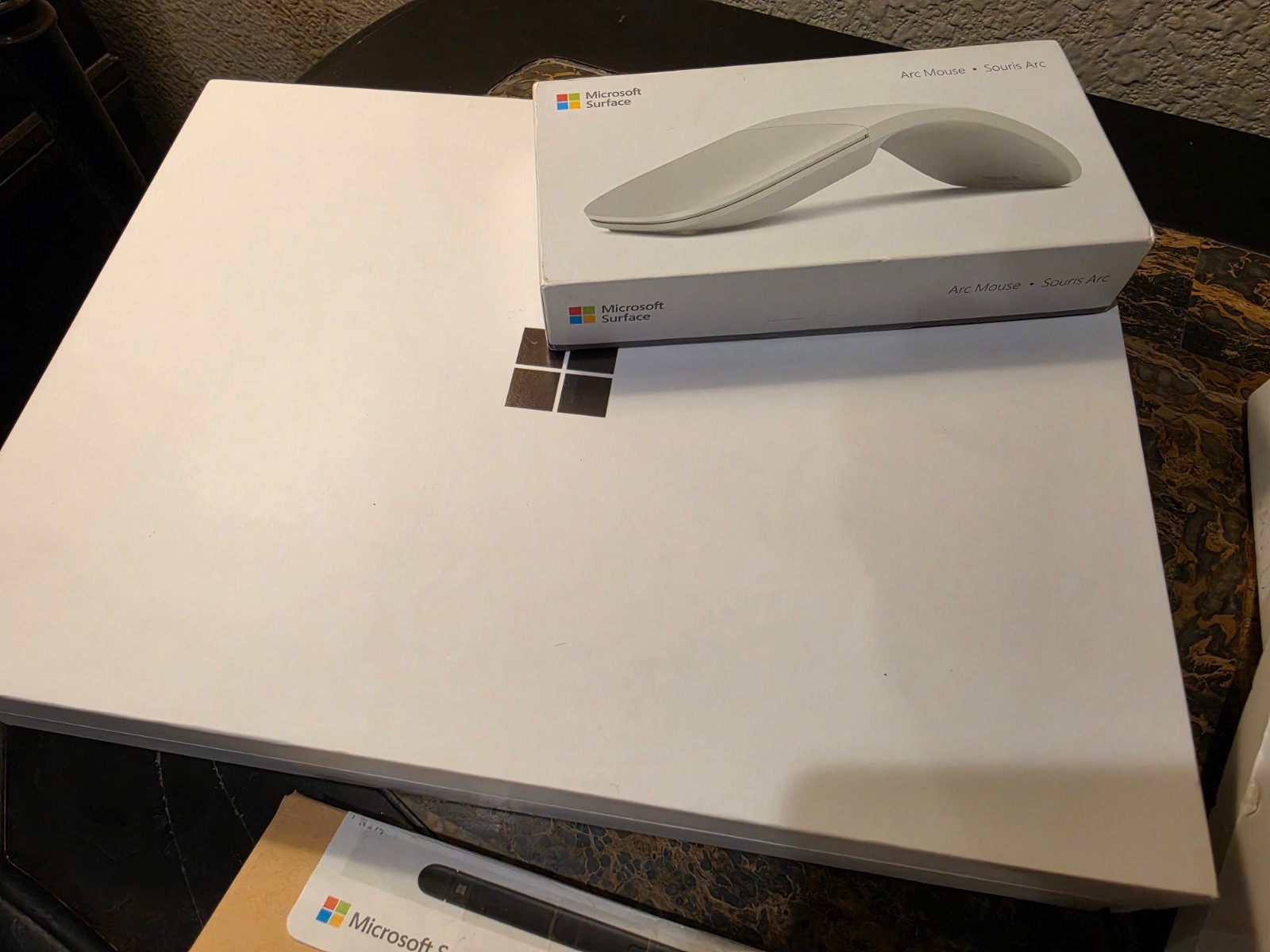 Microsoft Surface Pro 13 Inch, 11th Edition, 256GB, Platinum, Wifi +Accessories