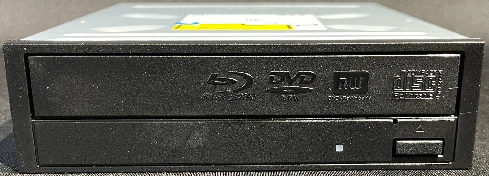 Dell / H-L Data Storage BD-ROM / DVD CH30N Internal Optical Drive / H3209