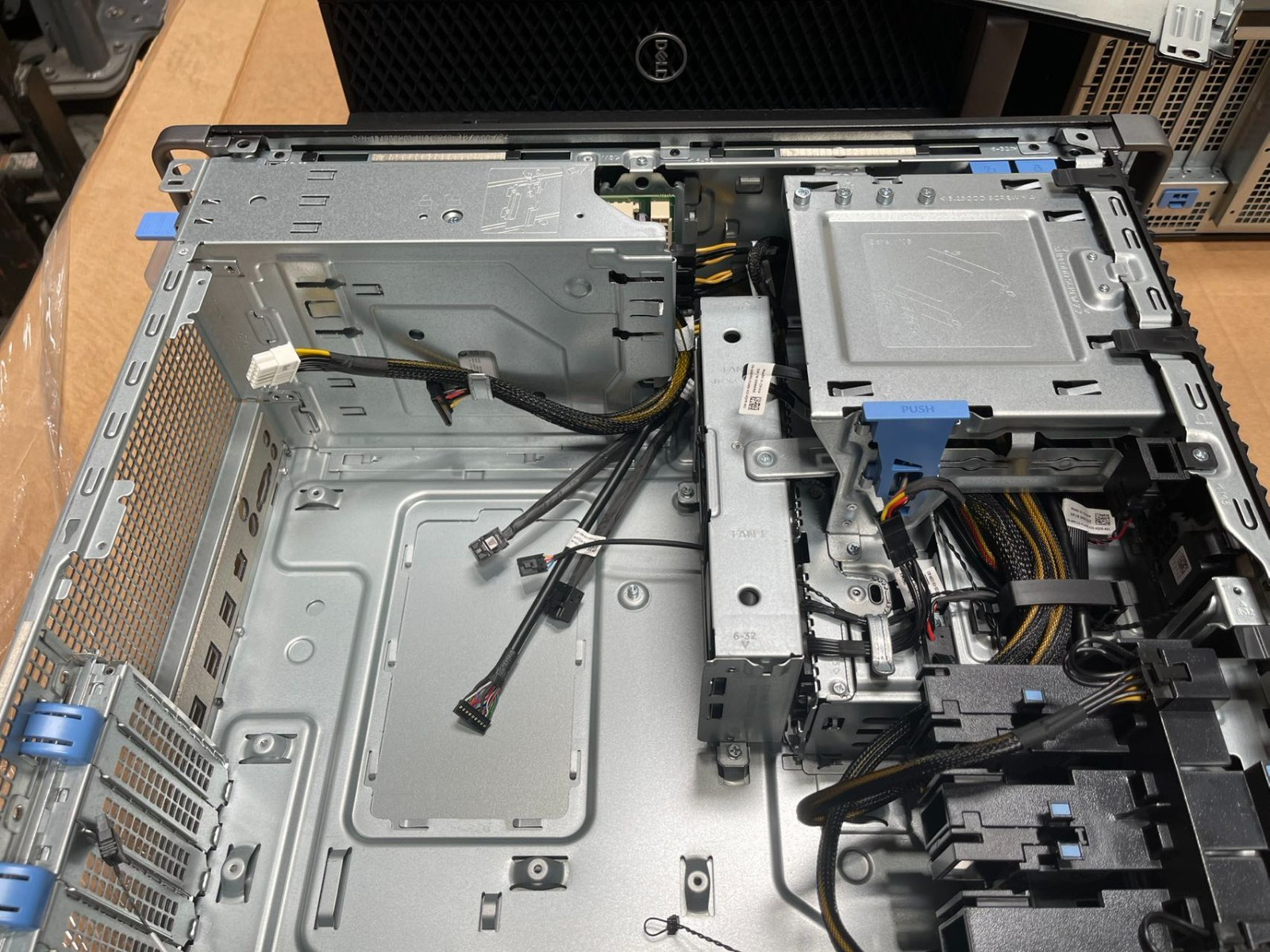 BRAND NEW Dell Precision T5820 PC chassis case FAN BEZEL SIDE DOOR W/ 950W PSU