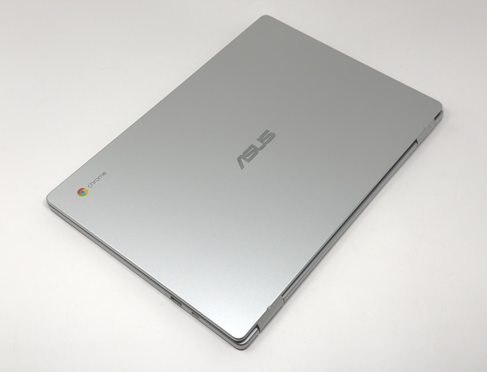 Asus Chromebook C523NA Intel Celeron 4GB RAM 64GB eMMC 15.6in FHD New Open Box