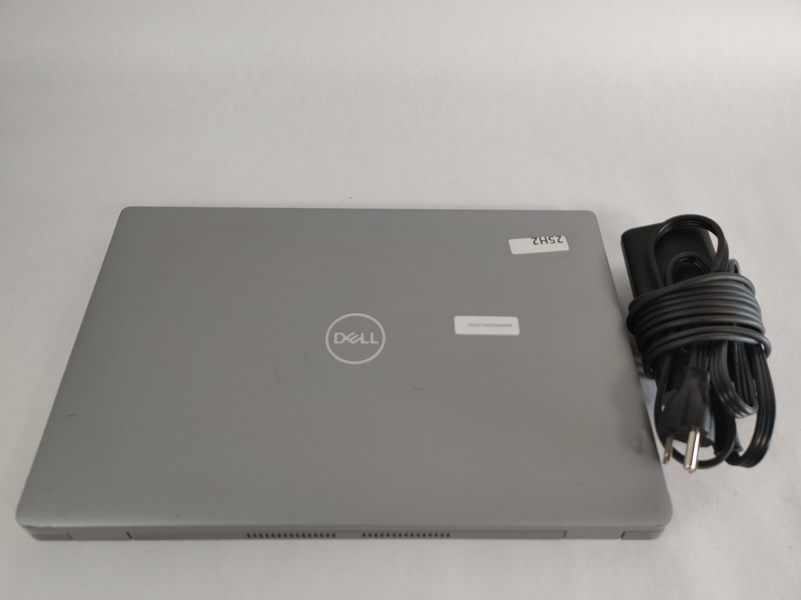 Dell Latitude 5430 Core i7-1265U 1.80 GHz 16 GB DDR4 512 GB NVMe Windows 11 Pro