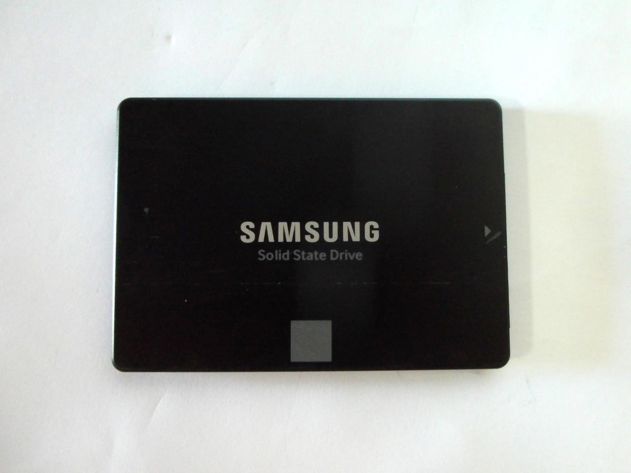 Samsung SSD Solid State Drive 850 EVO 250GB MZ-75E250 2.5” MZ7LN250HAJQ