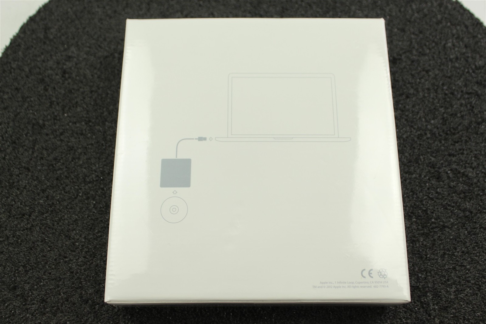 Apple USB SuperDrive A1379 MD564ZM/A External Optical Drive • Silver