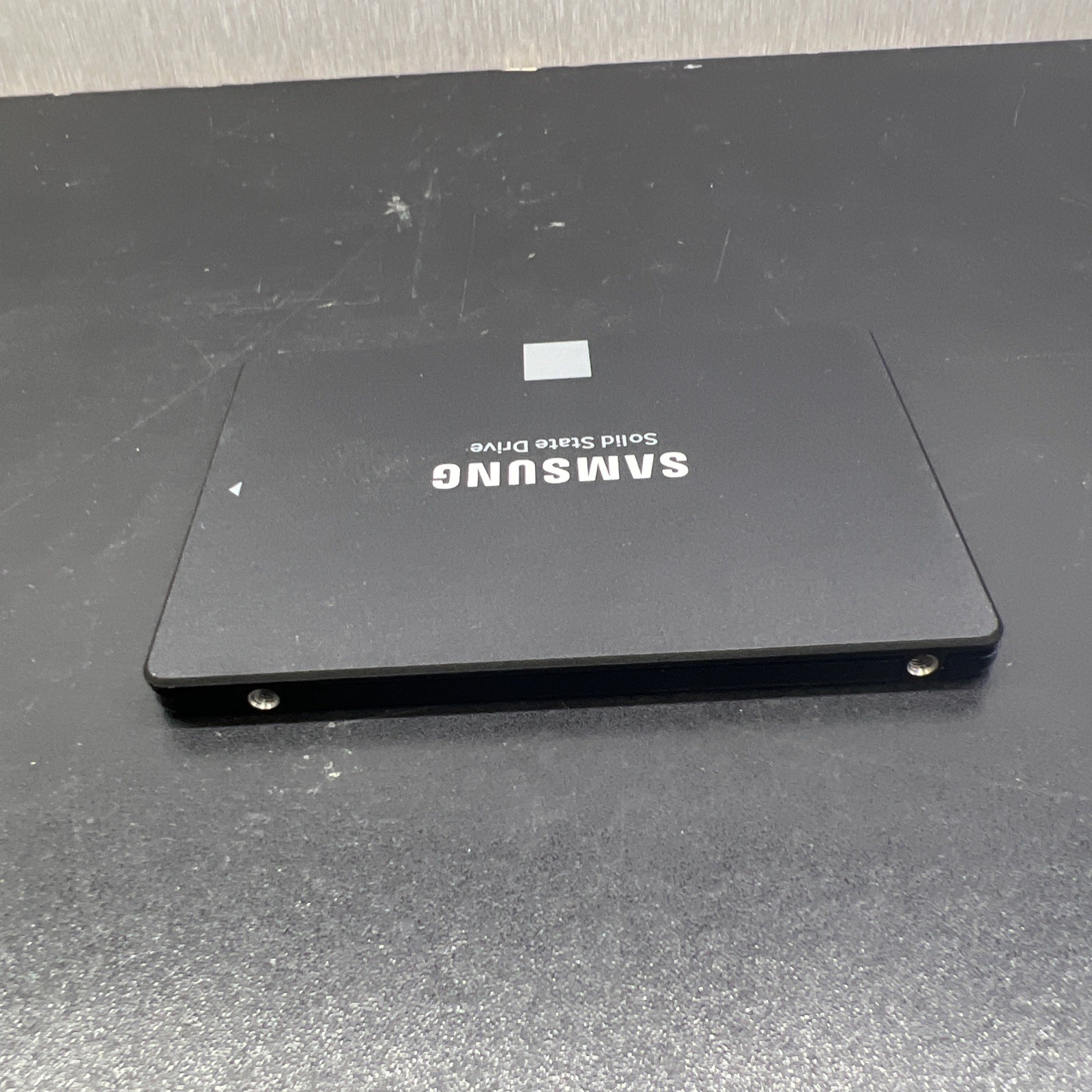 Open Box (0 powered on hours) Samsung 870 EVO 8TB SSD MZ-77E8T0 2.5″ SATAIII