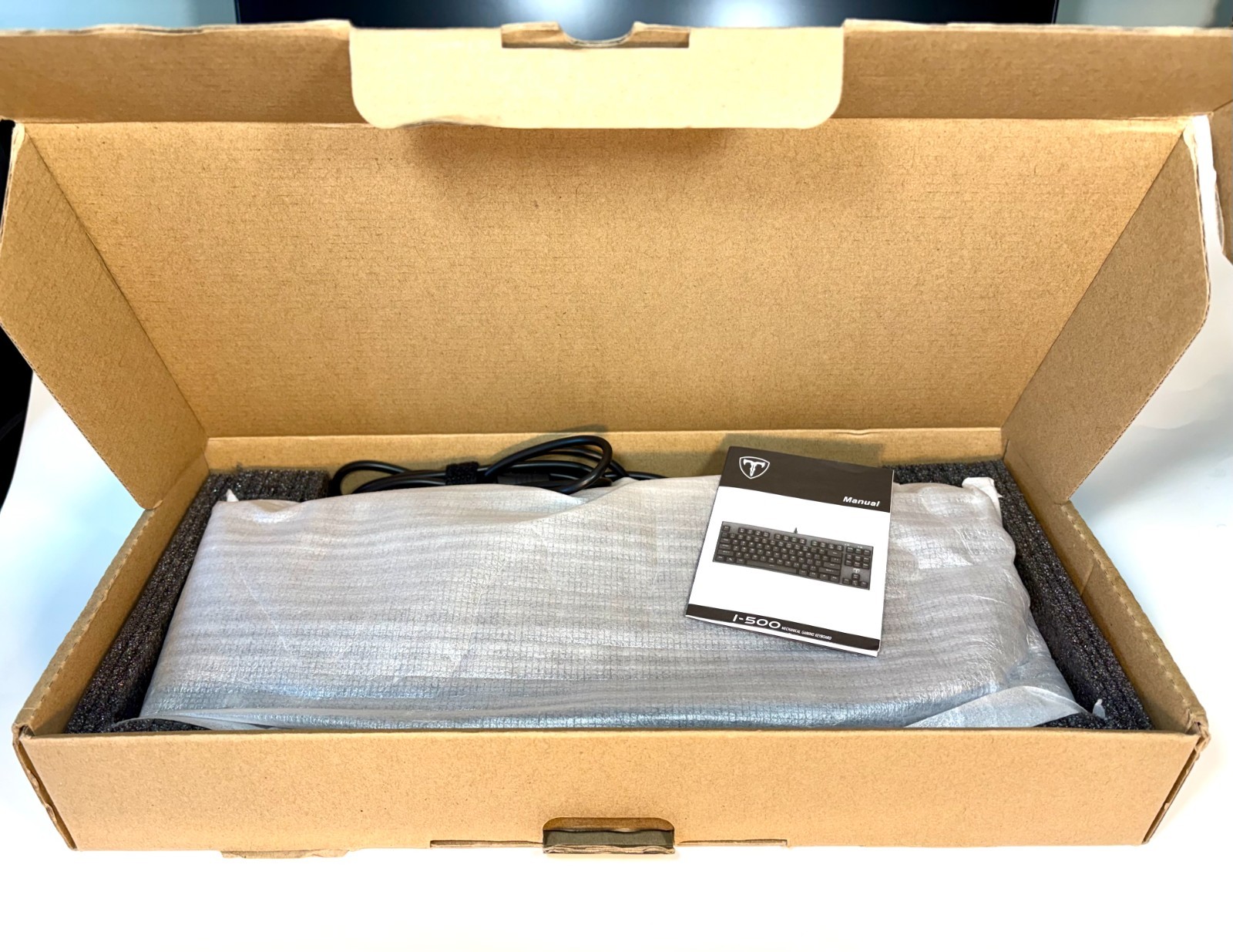 Easterntimes Tech Co., LTD. Model I-500 USB Wired Mechanical Gaming Keyboard wit