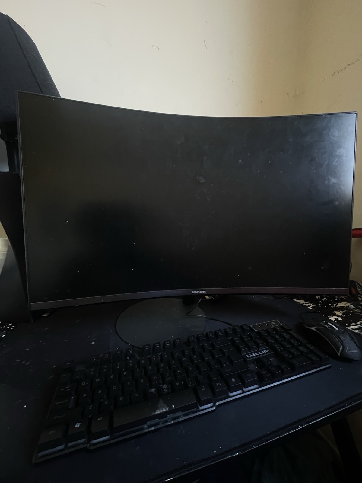 Samsung 27″ Curved VA LCD Monitor C27F390FHN 1920×1080 HDMI VGA 60Hz Black