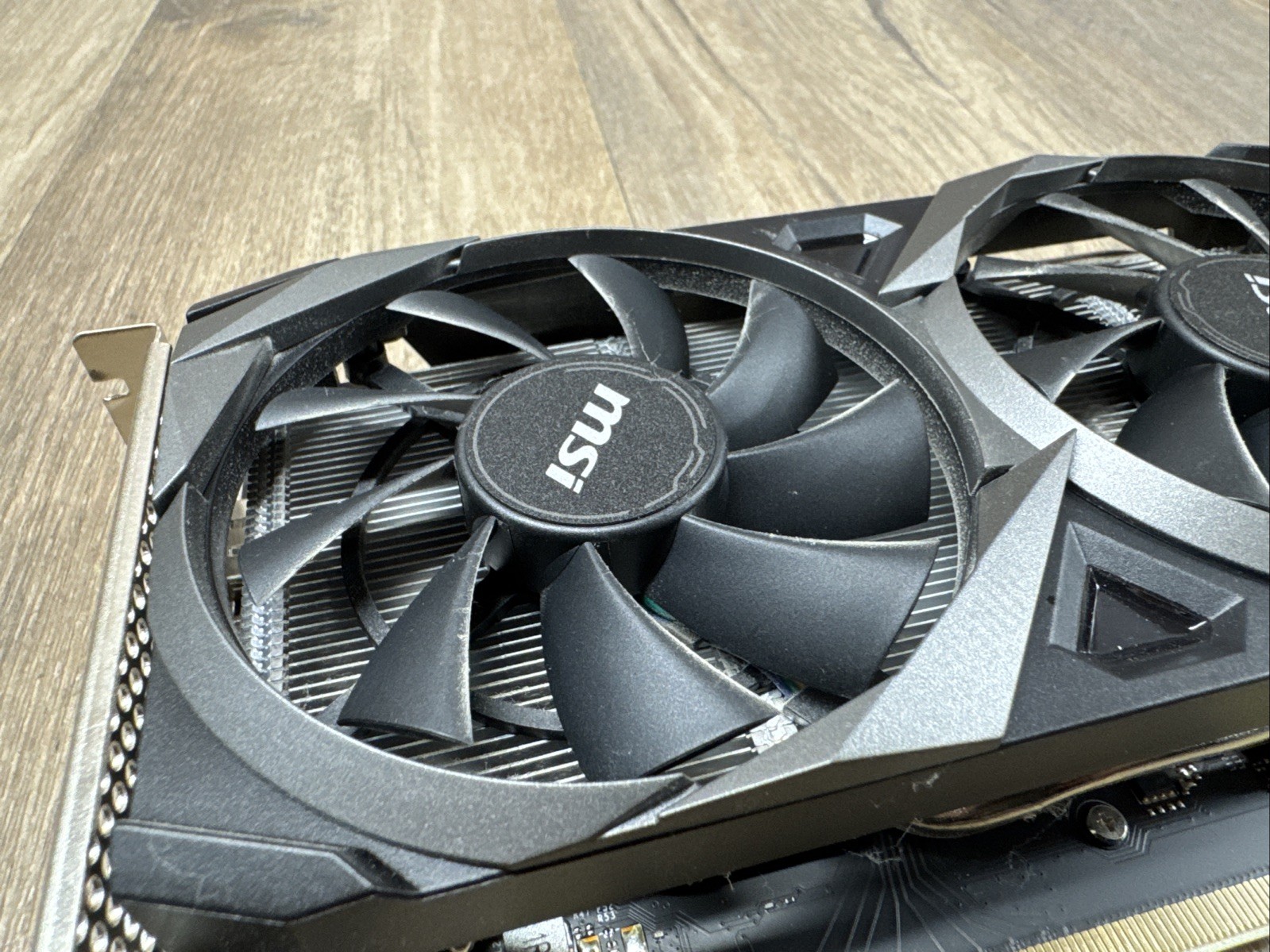 MSI NVIDIA GeForce RTX 3050 VENTUS 2X XS 8G OC 8 GB GDDR6 PCI Express 4.0 x16