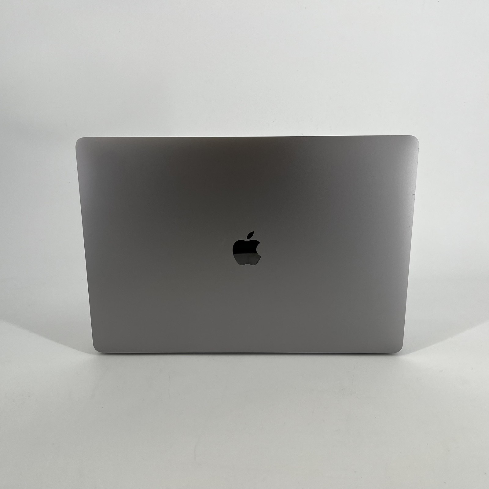 MacBook Pro 16 Touch Bar Gray 2019 2.3 GHz i9 16GB 1TB SSD Radeon Pro 5500M 4GB