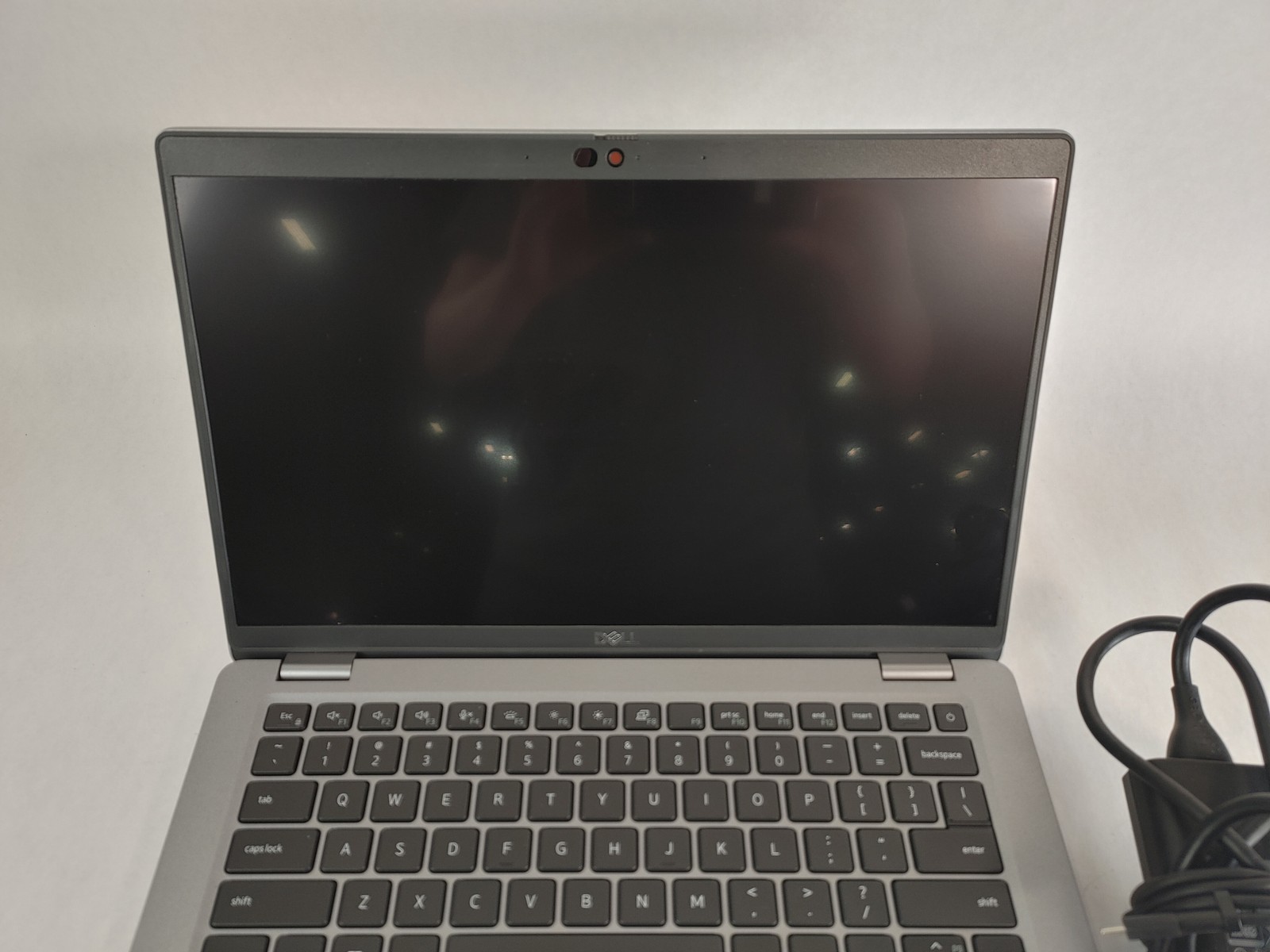 Dell Latitude 5430 Core i7-1265U 1.80 GHz 16 GB DDR4 256 GB NVMe Windows 11 Pro