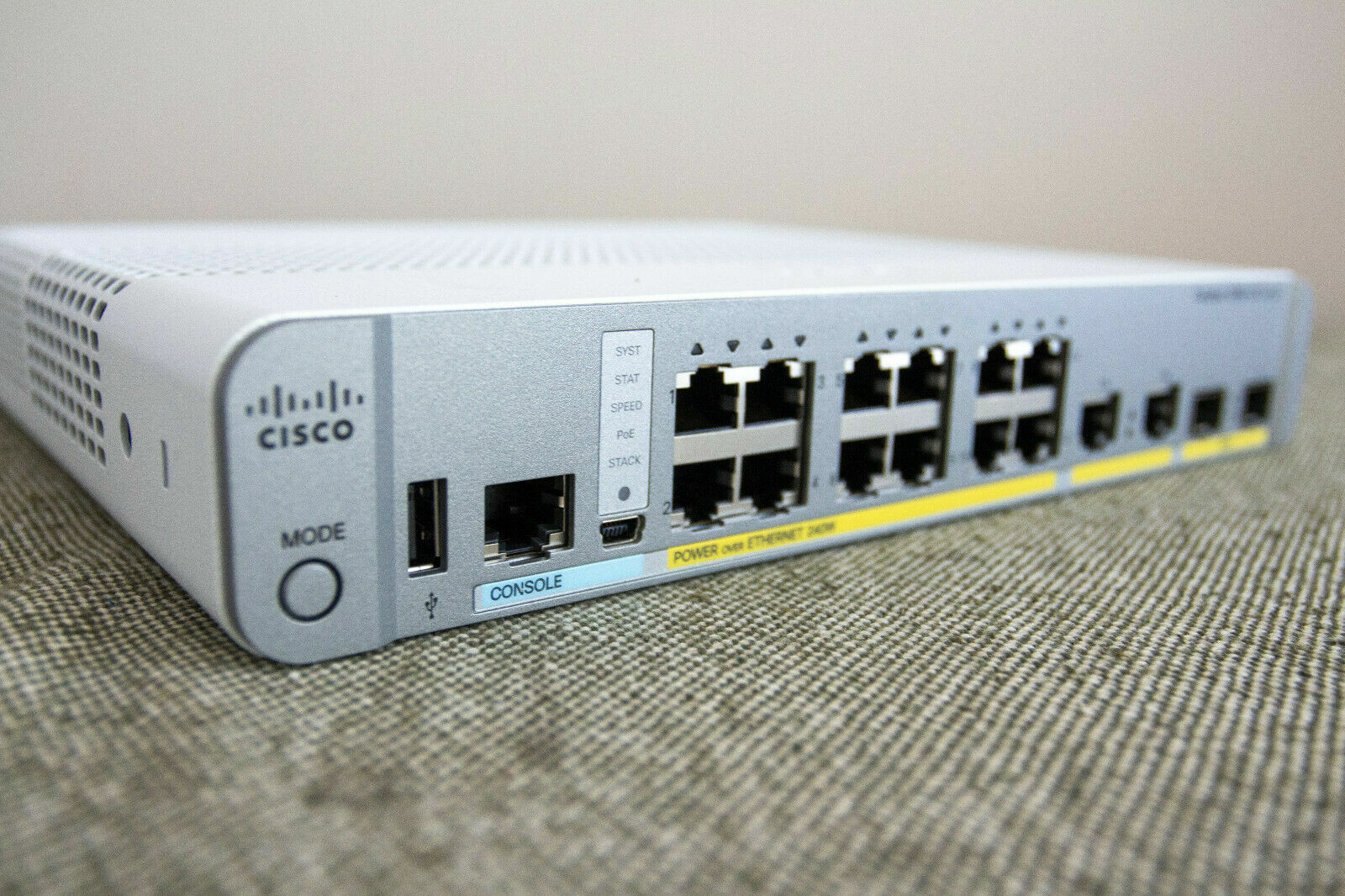 Cisco WS-C3560CX-12PD-S 16 Port Compact Switch, 12x PoE Ports 4x Uplinks, 2x10Gb