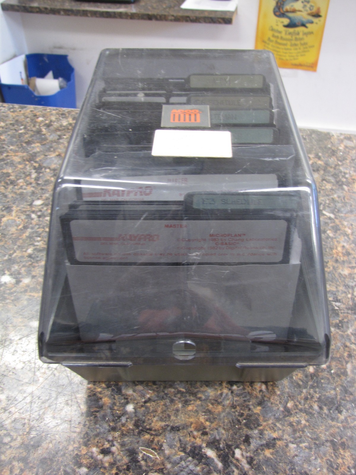 Lot (73) Misc 5.25″ Floppy Disks- KAYPRO CP/M BASIC 80 / DESIGN CAD + Case -NK40