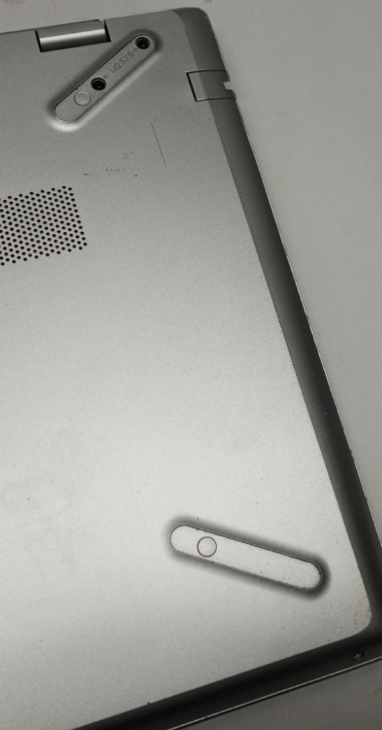 HP Pavilion 15-cs3xxx 15.6″ i7-1065G7@1.30 16GB RAM 256GB NVMe Win11Pro MC789*!