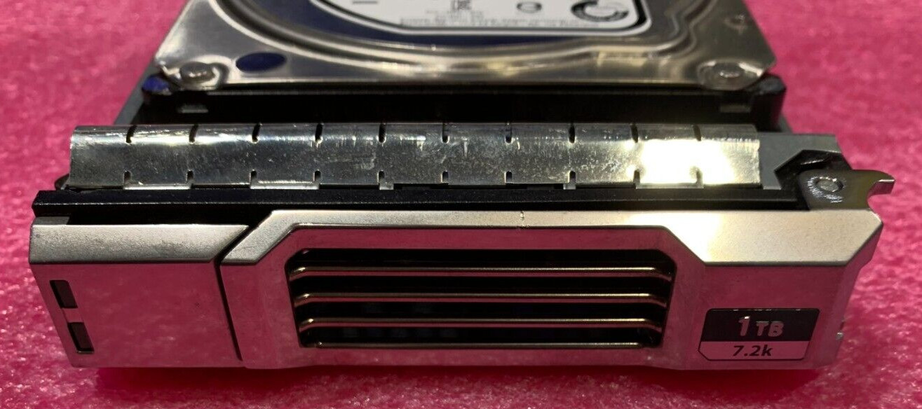 DELL EQUALLOGIC 1TB 7.2K SAS 3.5″ 6Gb/s HDD P3HC0 0P3HC0 ST1000NM0023 W/ TRAY