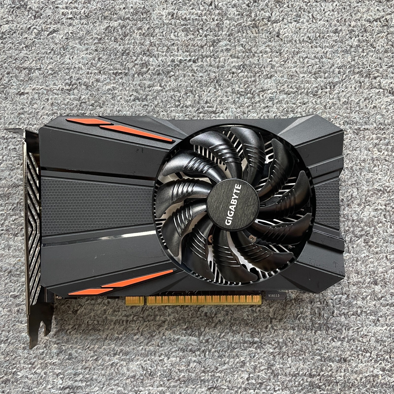 GIGABYTE GeForce GTX 1050 Ti 4GB 128-Bit GDDR5 ATX Video Card GV-N105TD5-4GD