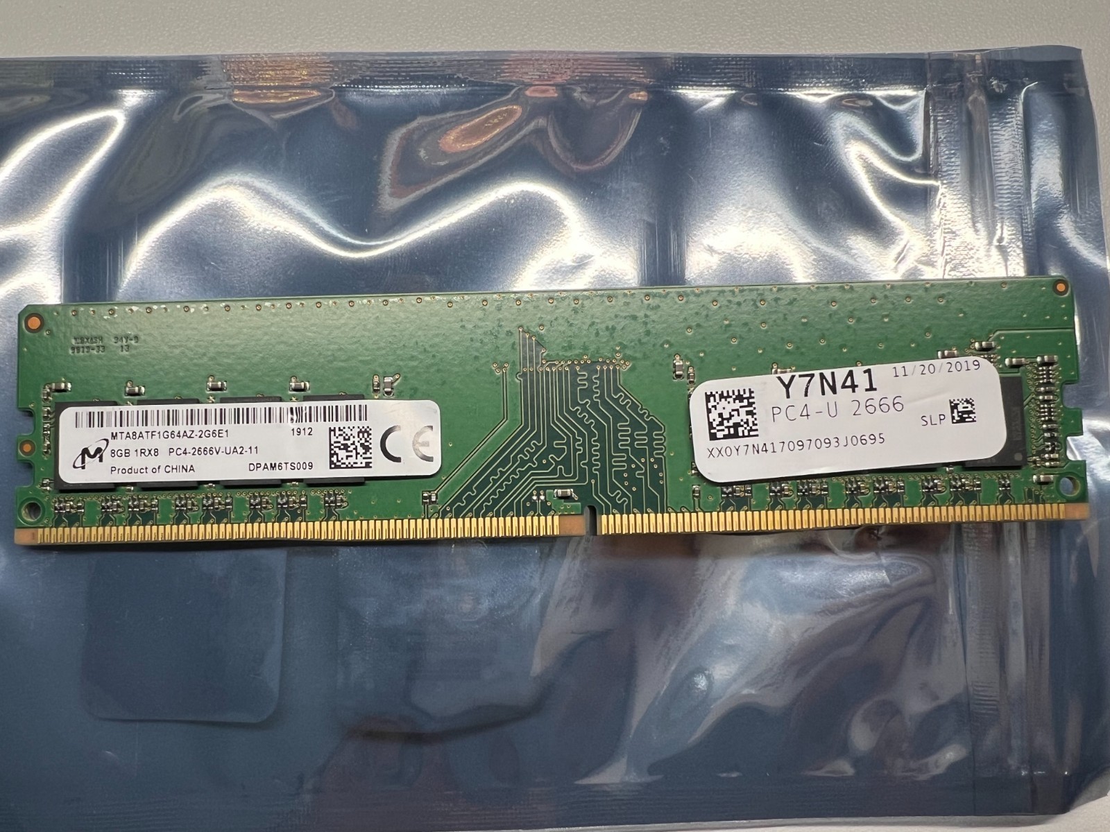 Micron 8GB 1Rx8 PC4-2666V DDR4 MTA8ATF1G64AZ-2G6E1 Desktop RAM Memory