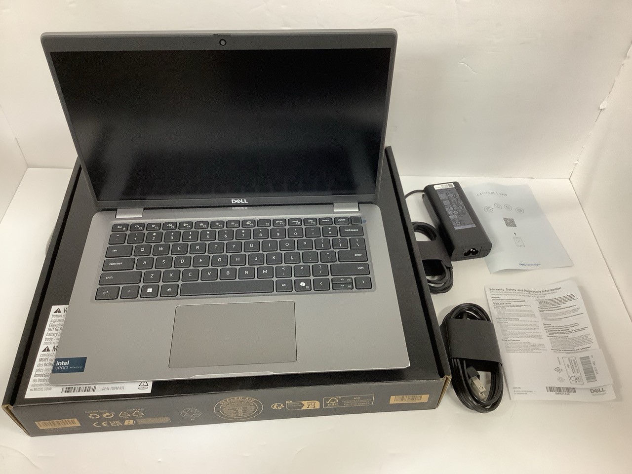 Dell Latitude 5450 14″ FHD Intel Ultra 5 135U 32GB 512GB SSD Window 11 Pro P165G