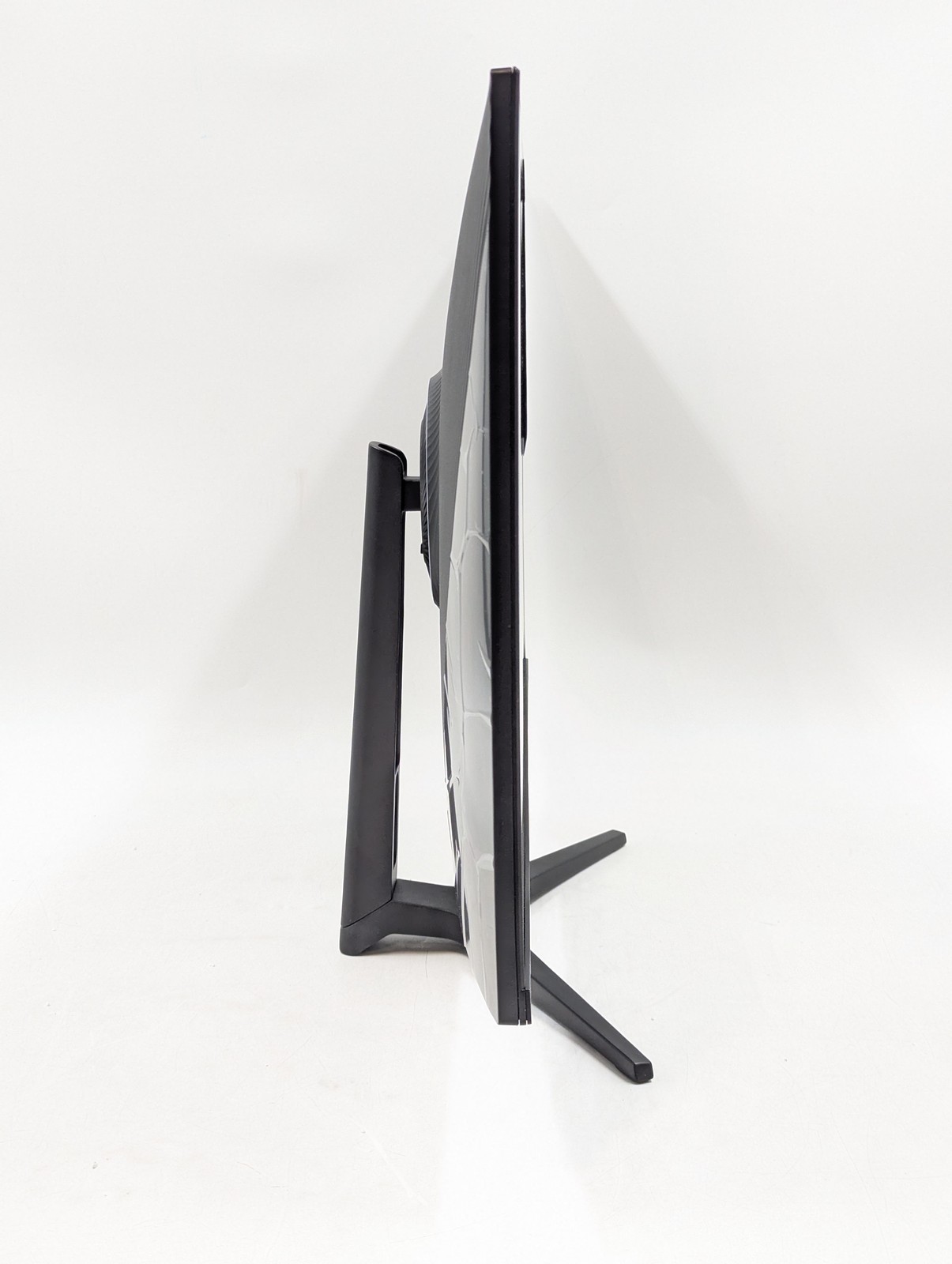 Twisted Minds TM32FHD240VA 32″ 1920 x 1080 240Hz 1ms VA LED Gaming Monitor