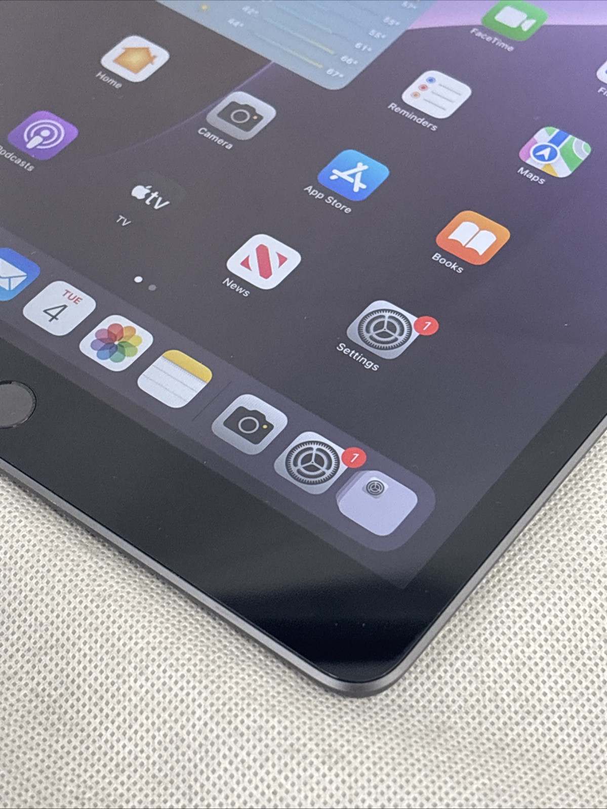 Apple iPad (9th Generation) A2602 256 GB, Wi-Fi, 10.2 in – Space Gray