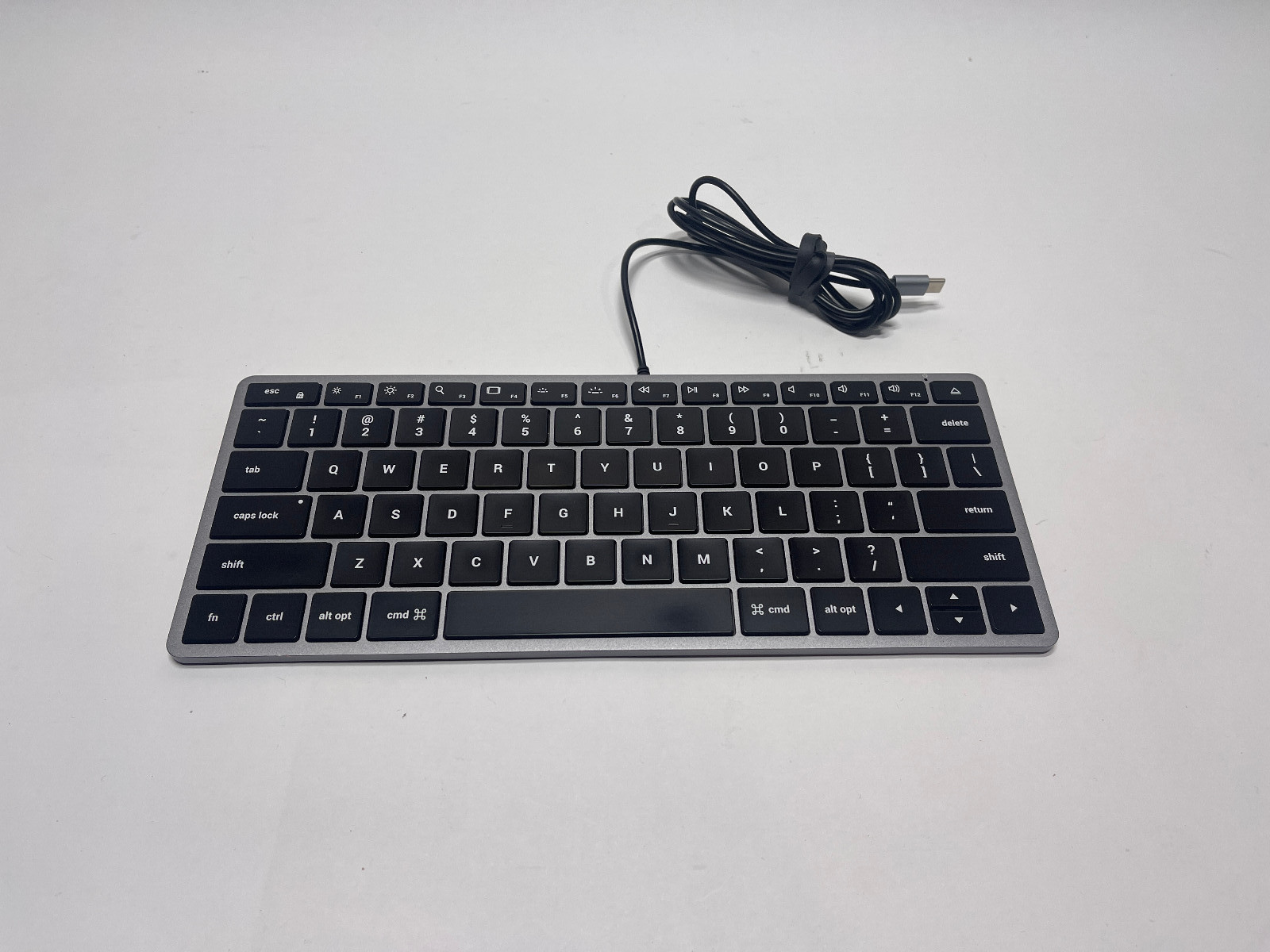 SATECHI Slim W1 USB-C Wired Backlit Keyboard for Mac and Windows, ST-UCSW1M