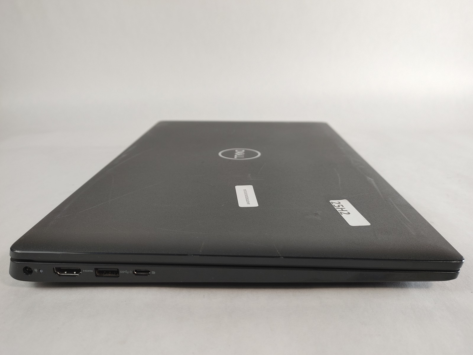 Dell Latitude 3520 Core i3-1115G4 3.00 GHz 8 GB DDR4 240 GB M.2 Windows 11 Pro