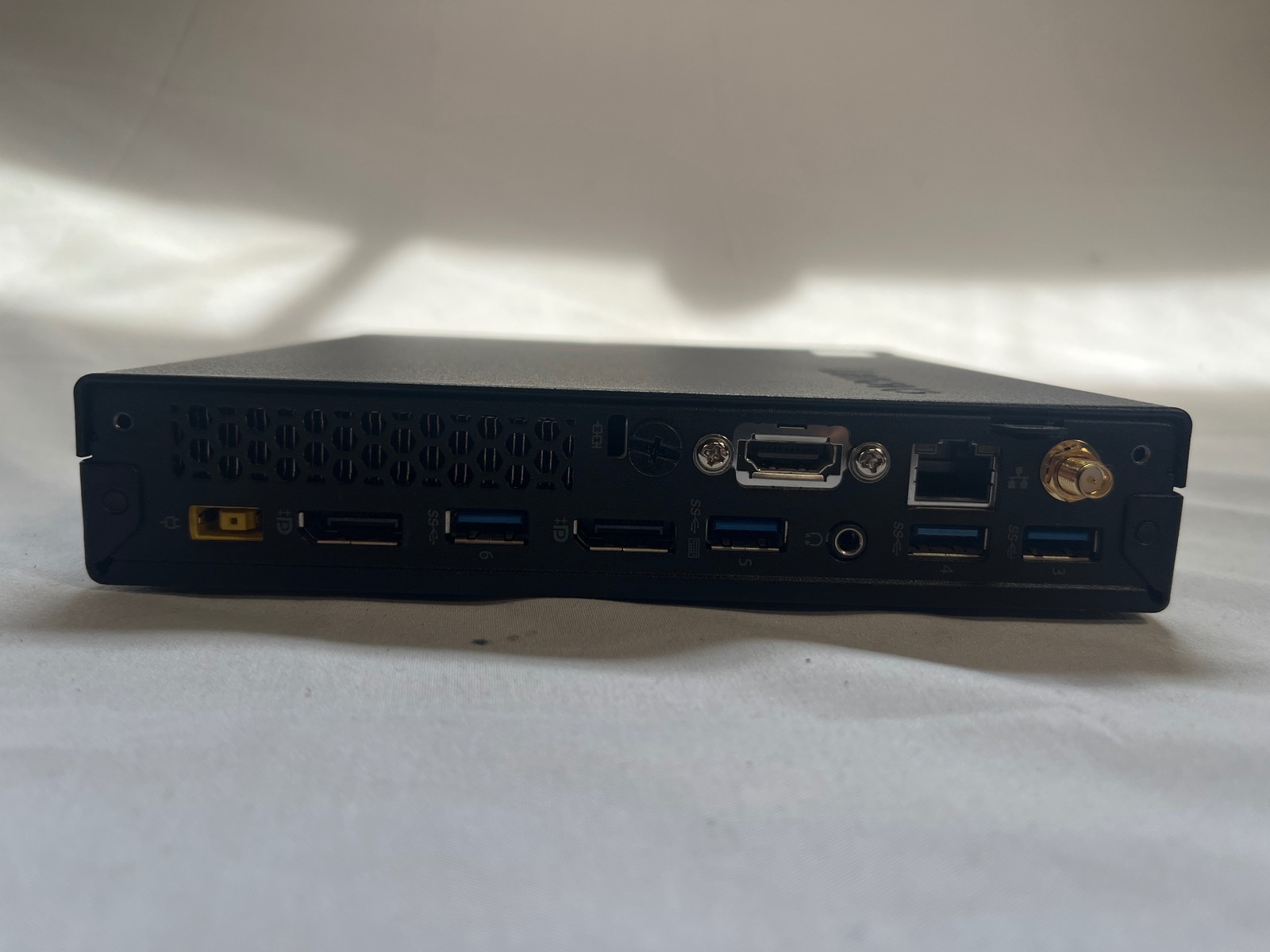 Lenovo ThinkCentre M900 Micro Intel Core i7-6700T 8 GB 256GB SSD