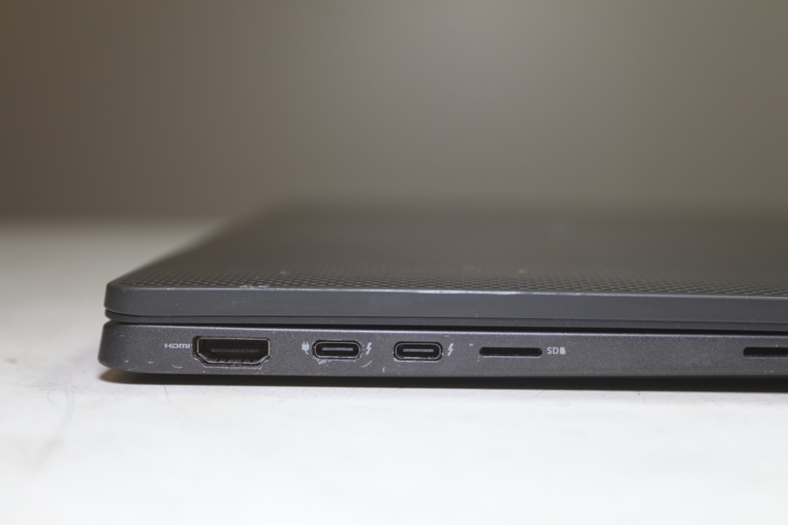 Latitude 7410 Intel(R) Core(TM) i7-10610U CPU @ 1.80GHz-32GB RAM-1TB NVMe-WIN 11