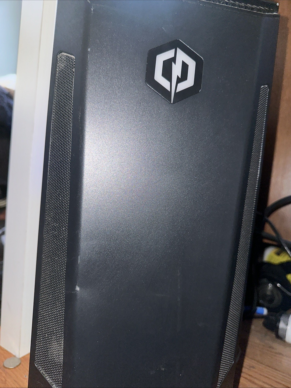 CyberPowerPC C Series AMD Radeon RX 570, 1TB HDD + 240GB SSD. 16GB Of Ram