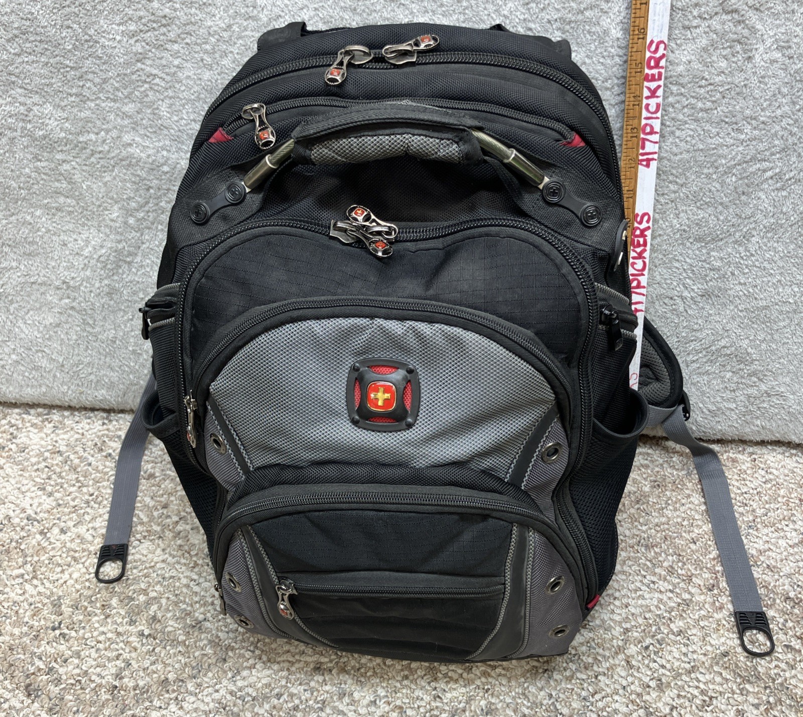 Swiss Gear Wenger Synergy 16″ Laptop Backpack, Black/Gray