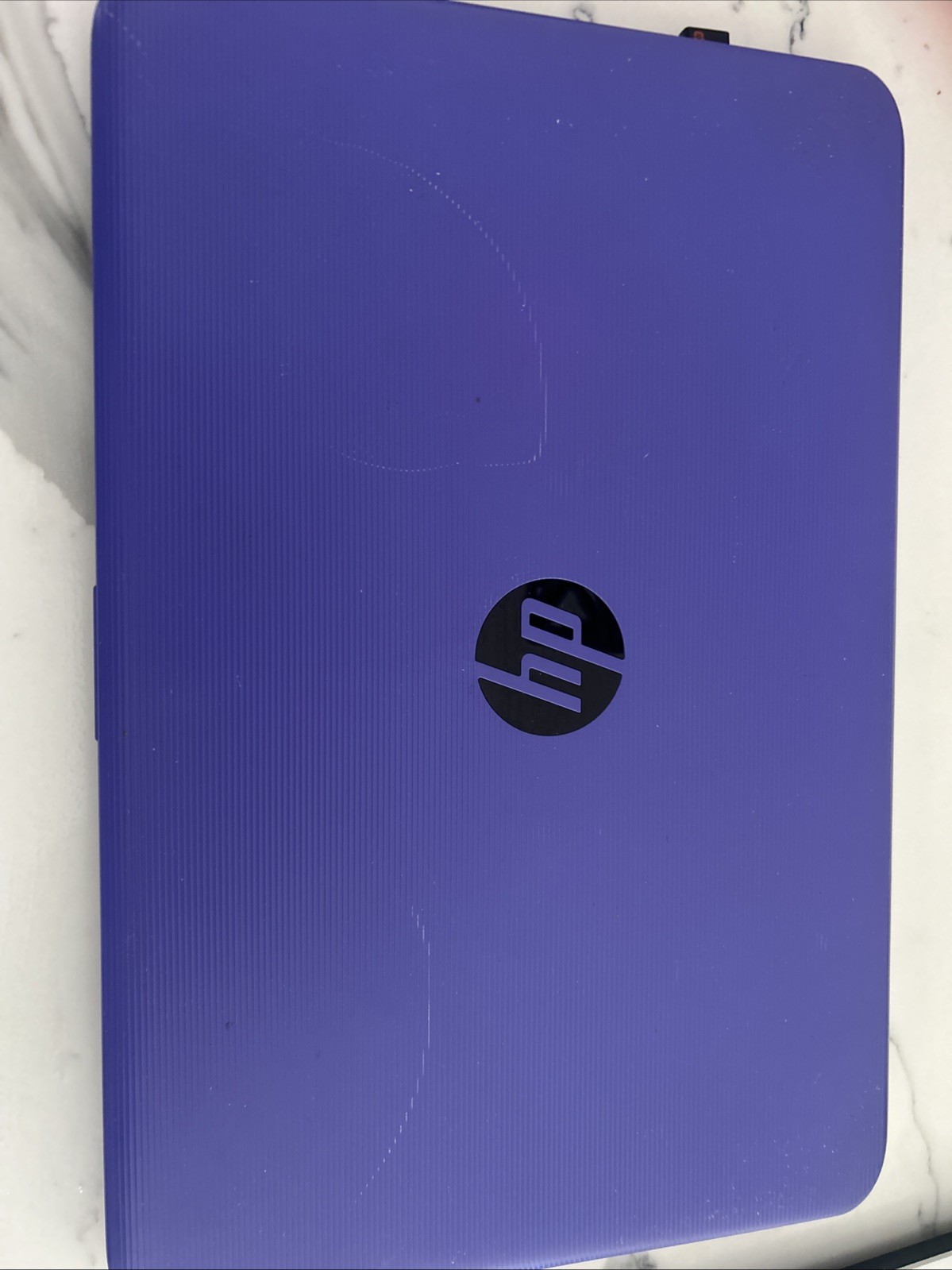 HP Stream Laptop 14-ax0xx with Intel Celeron Processor w/charger