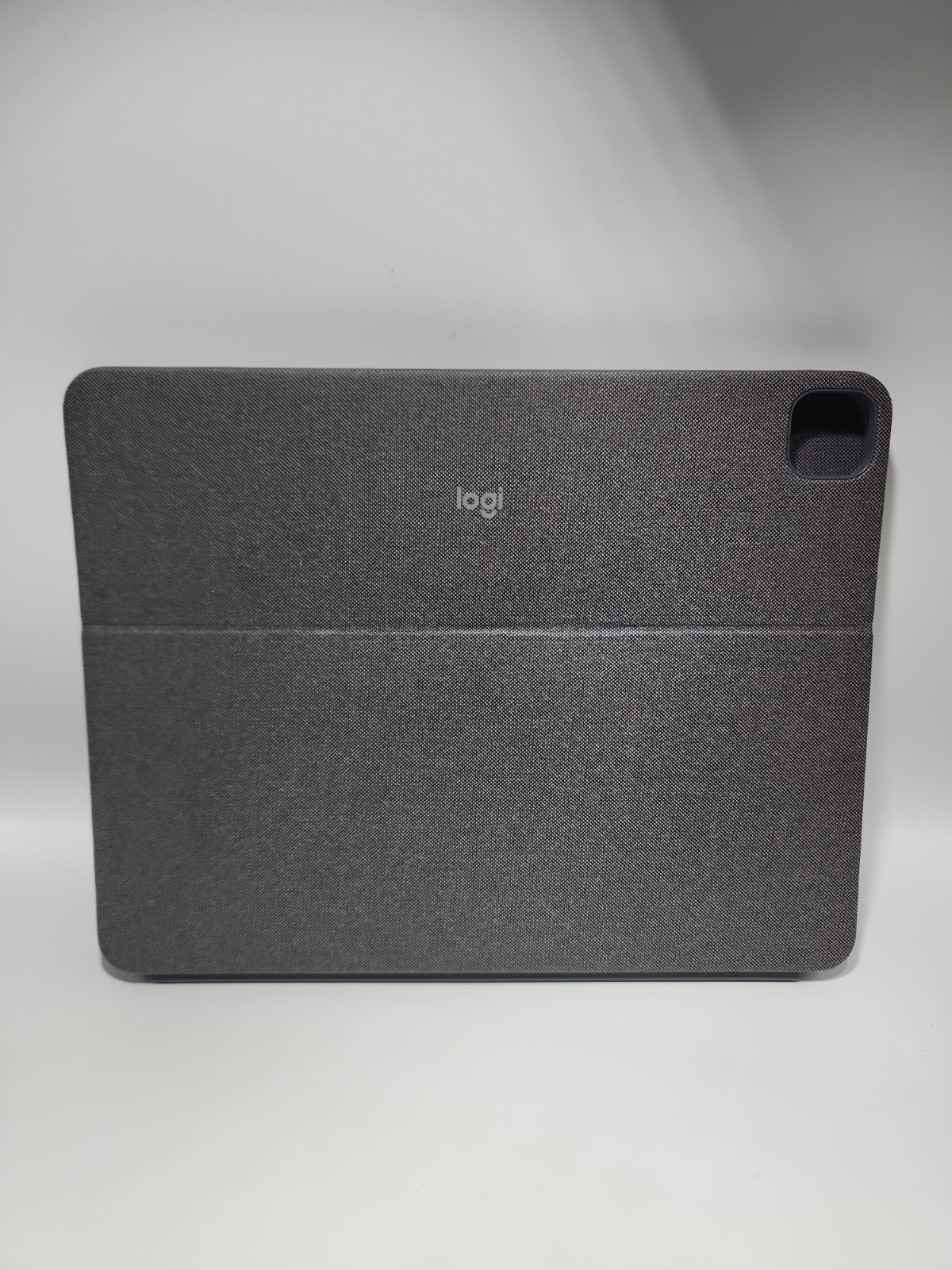 Logitech Combo Touch Keyboard Case with Trackpad for iPad Pro 12.9 inch Used