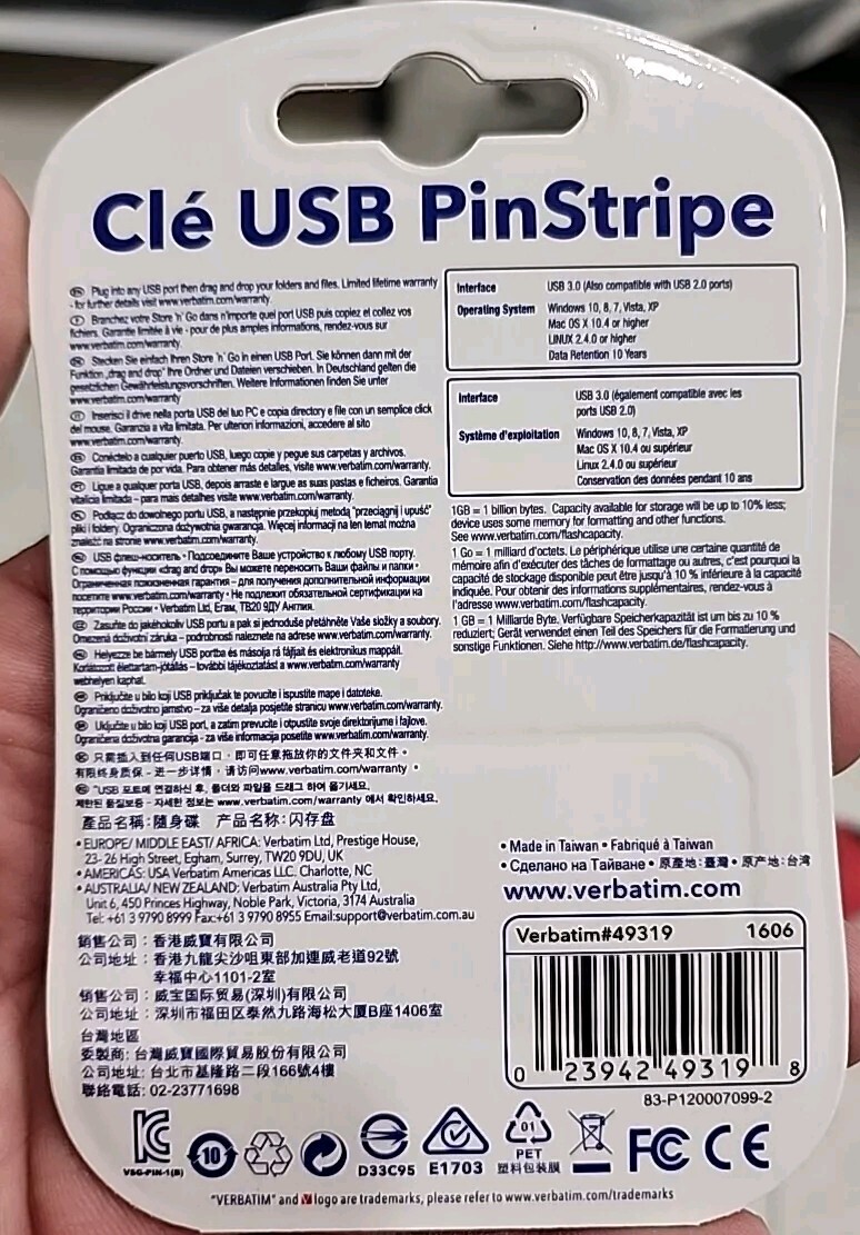 Verbatim PinStripe 128GB USB 3.0 Flash Drive 49319