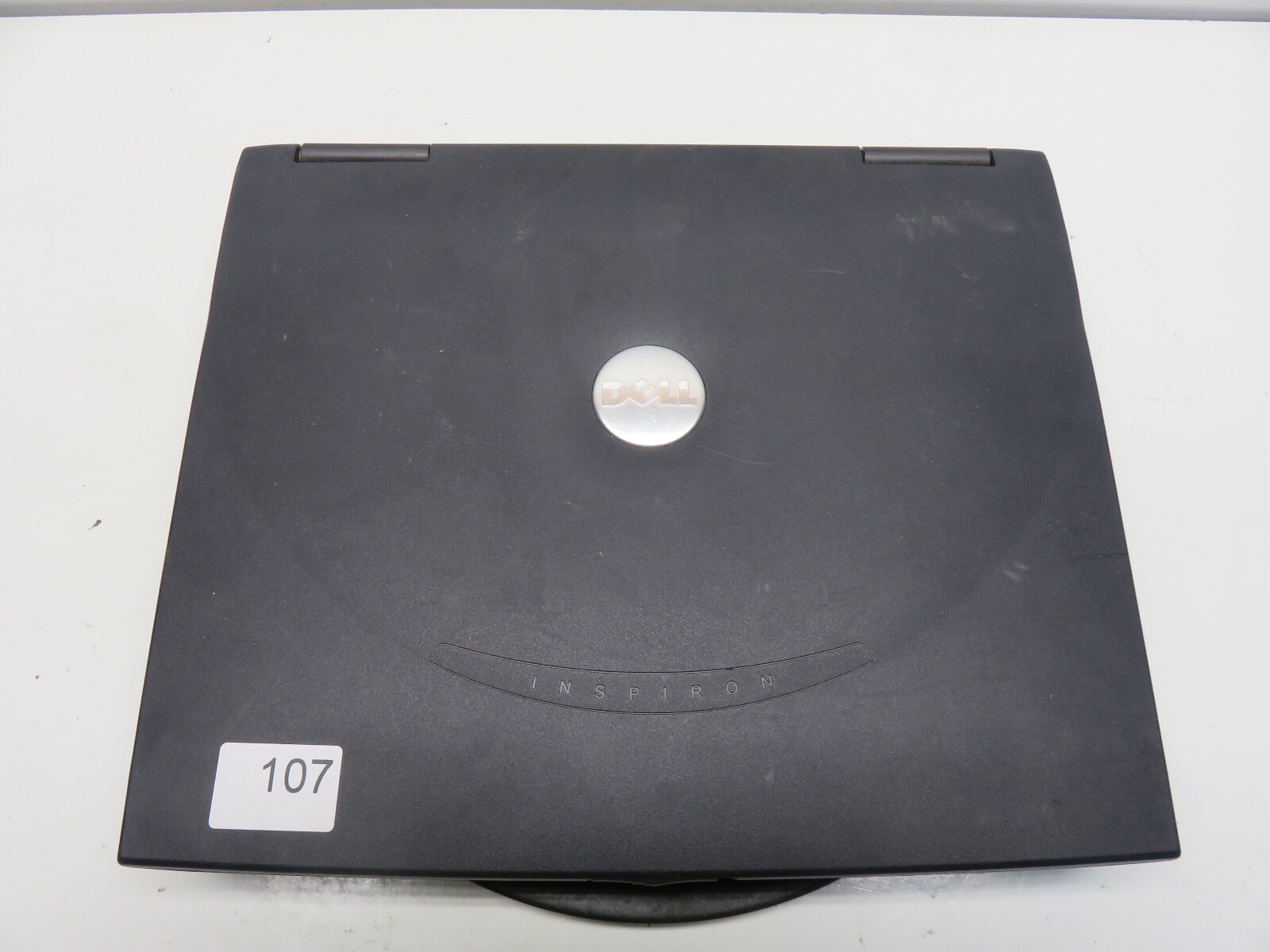 Dell Inspiron 2600 Intel R Celeron 1066MHz 640K NO HDD No Batt