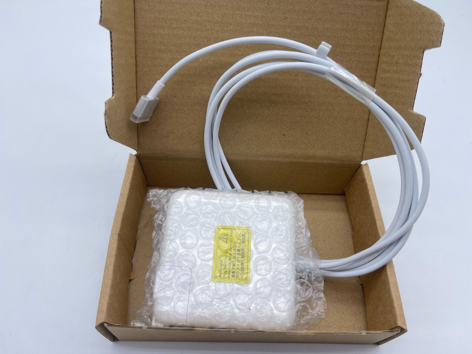 New Genuine 60W Charger For Apple MacBook Pro 11″ 13″ A1181 A1278 2009 2010 2011
